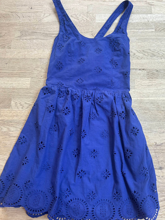 Blue Eyelet Dress (Pre-Loved) Size Adult XS - Aeropostale