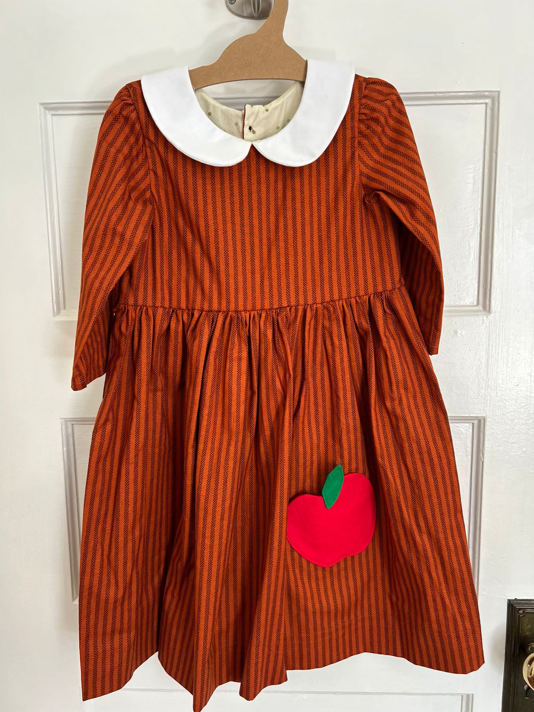 Girls' Vintage Style Apple Dress: Size 5/6 Fall Dress | 3/4 length sleeves