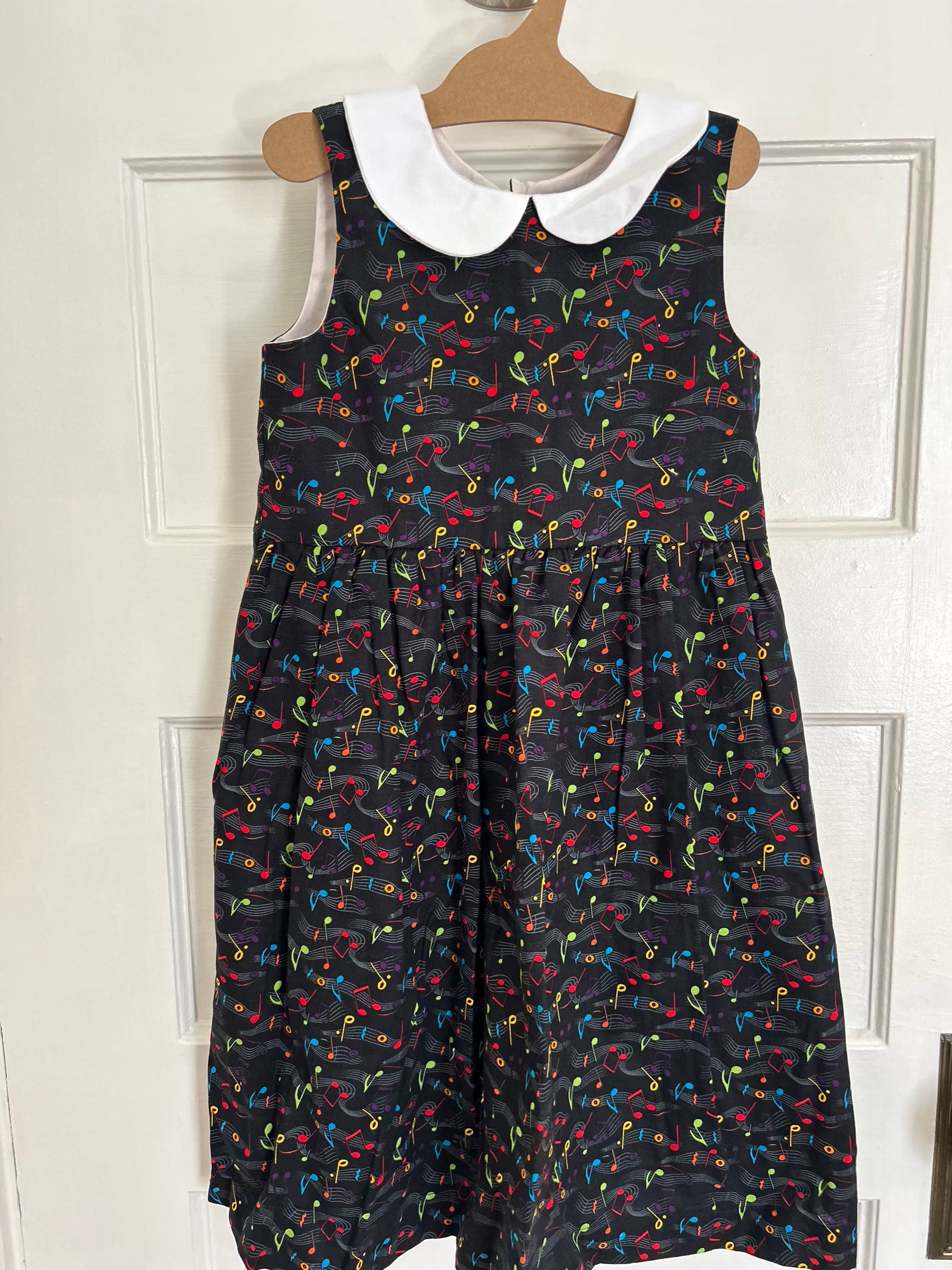 🎶 Musical Notes Dress – Girls' Size 7 – Handmade with Love 🎶