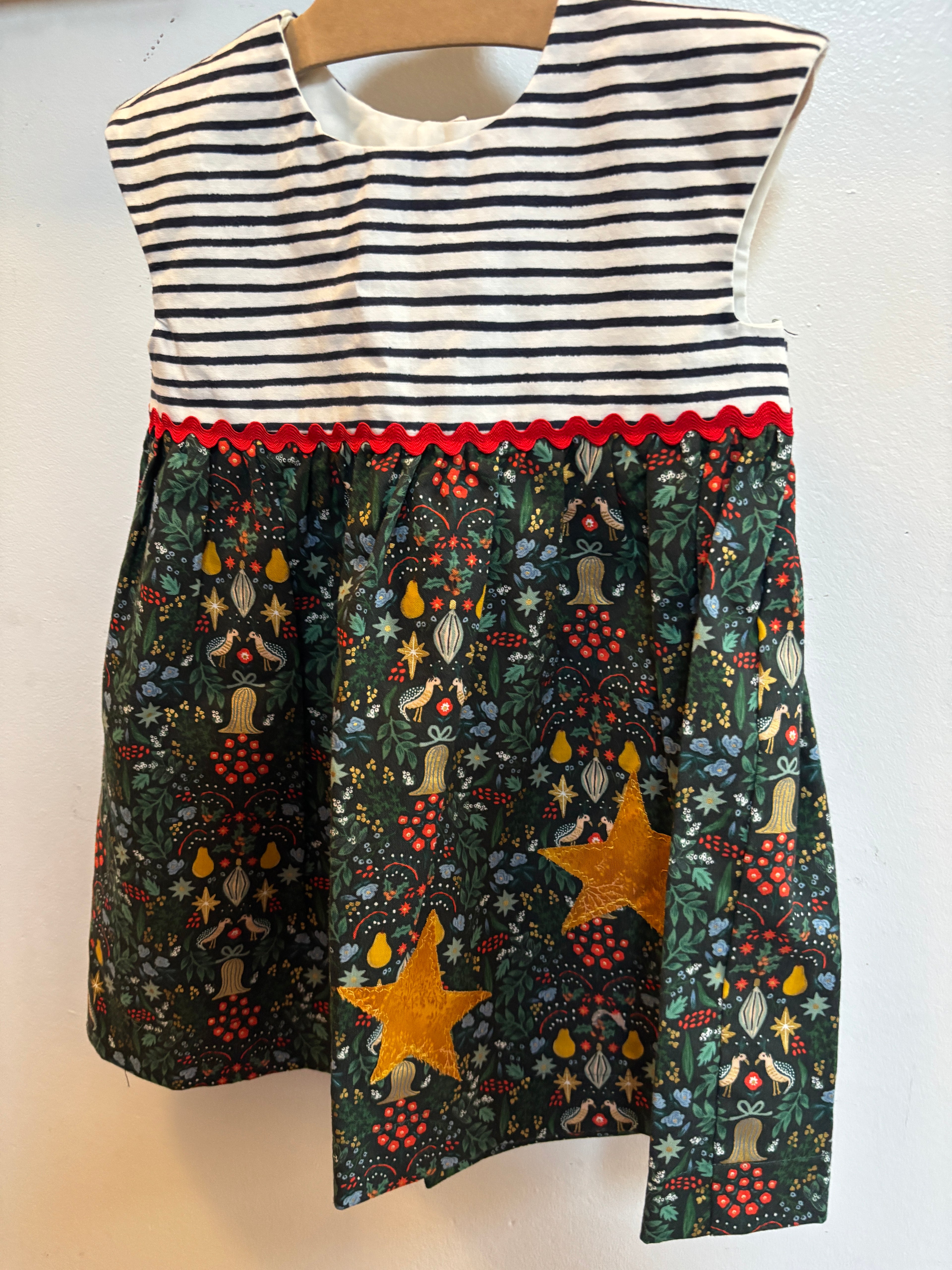 Little Woodland Christmas Dress | Size 2t