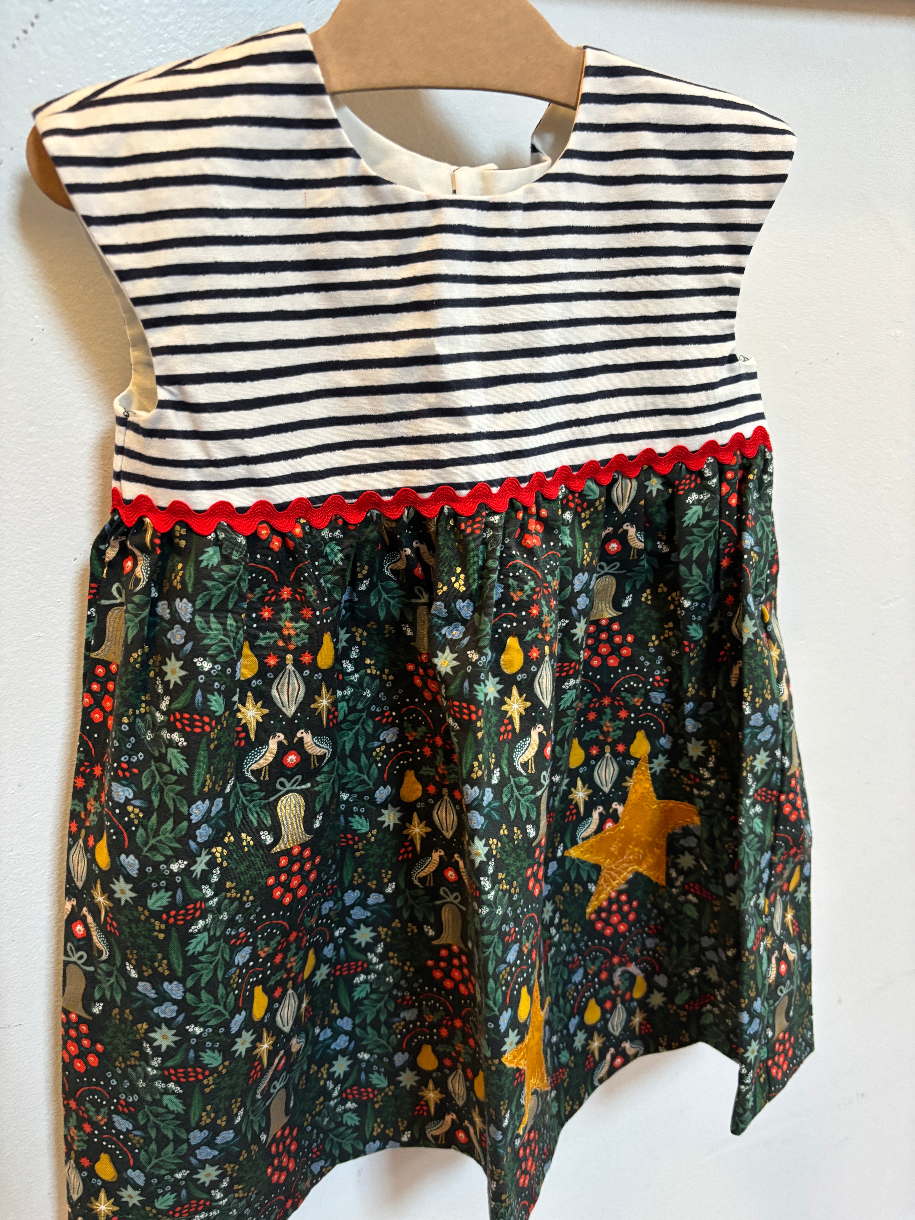 Little Woodland Christmas Dress | Size 2t