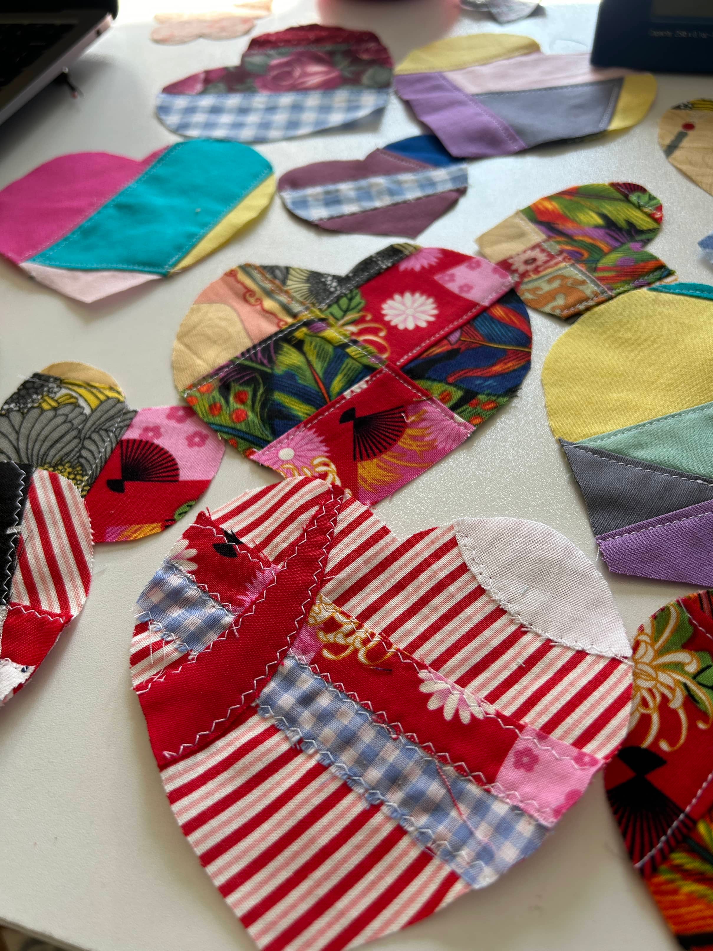 Fabric Hearts - Patchwork Heart Bundle - Junk Journal - Appliqué- Quilting