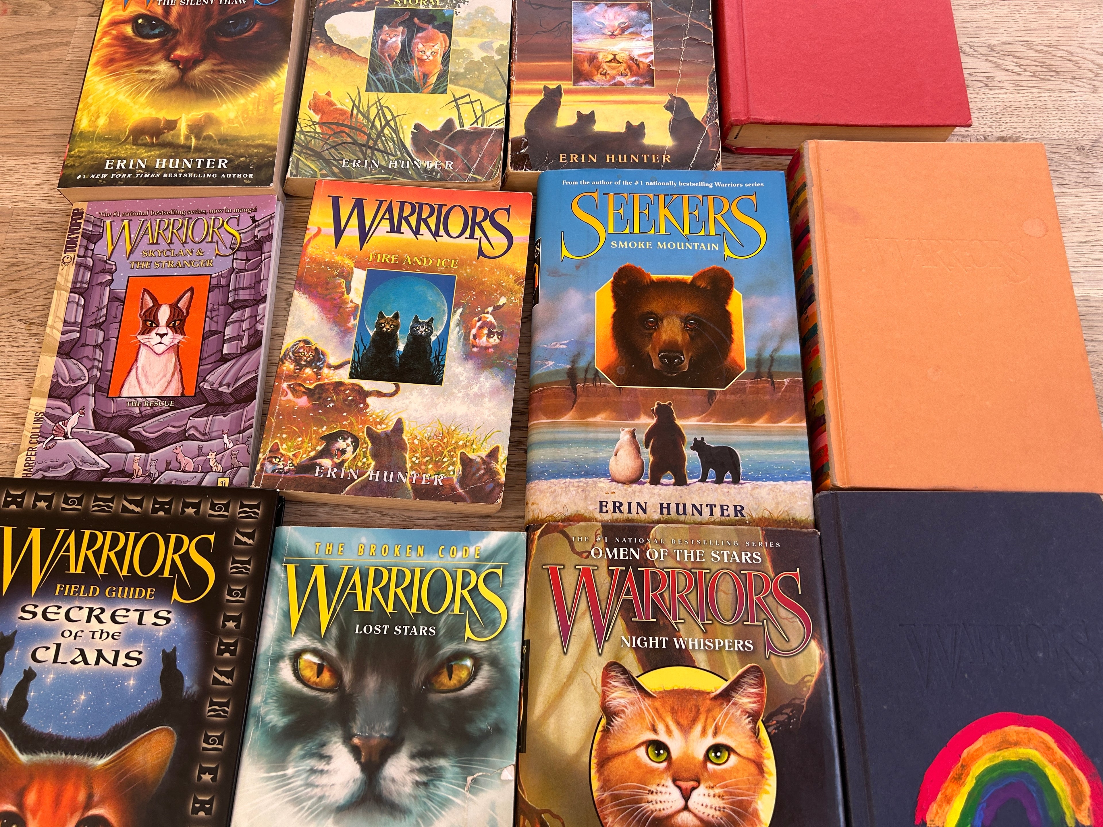 LOT - Bundle of Erin Hunter -  Warriors Books (Pre-Loved)
