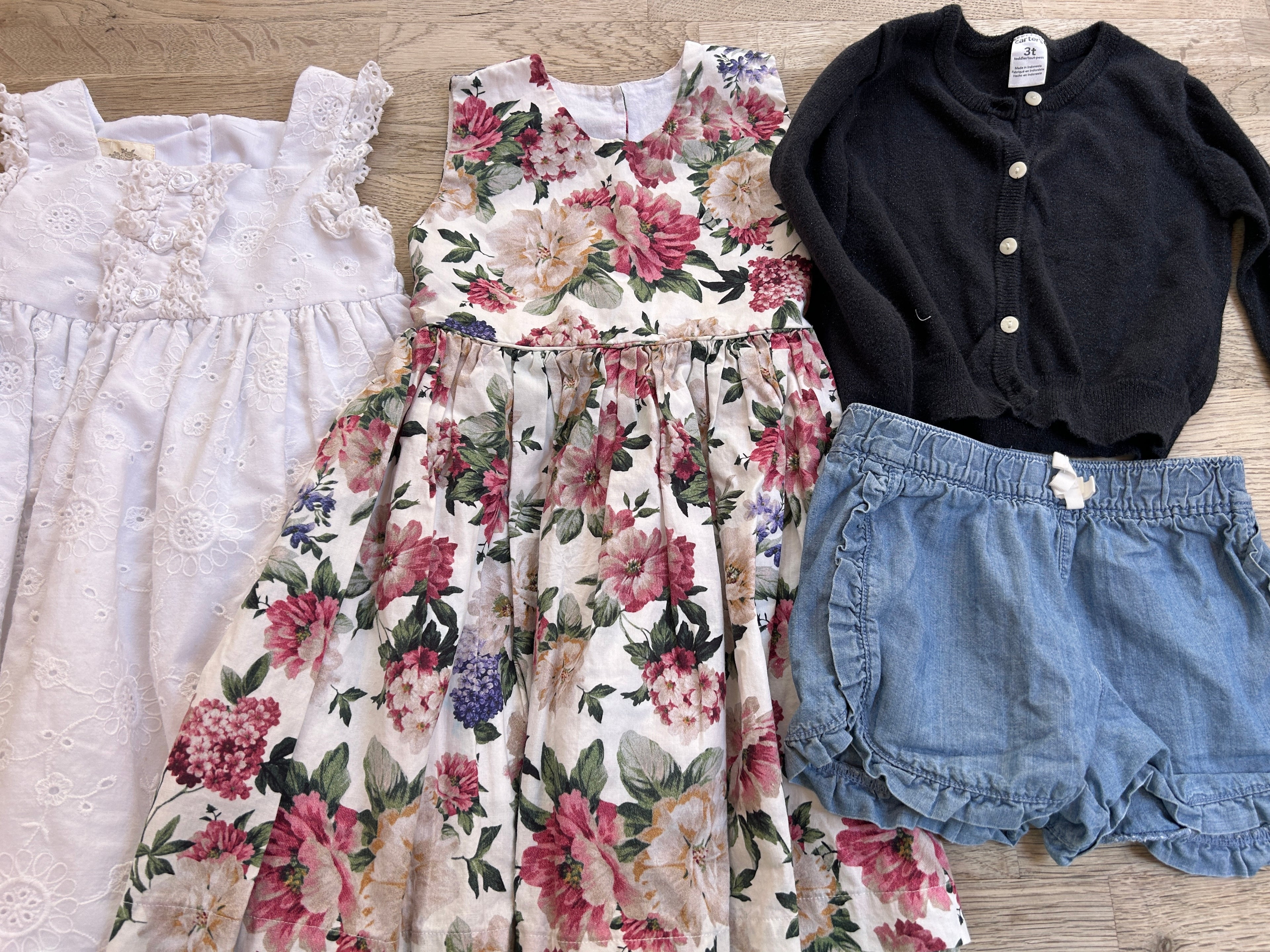 LOT - Bundle of 3t/4t dresses, more