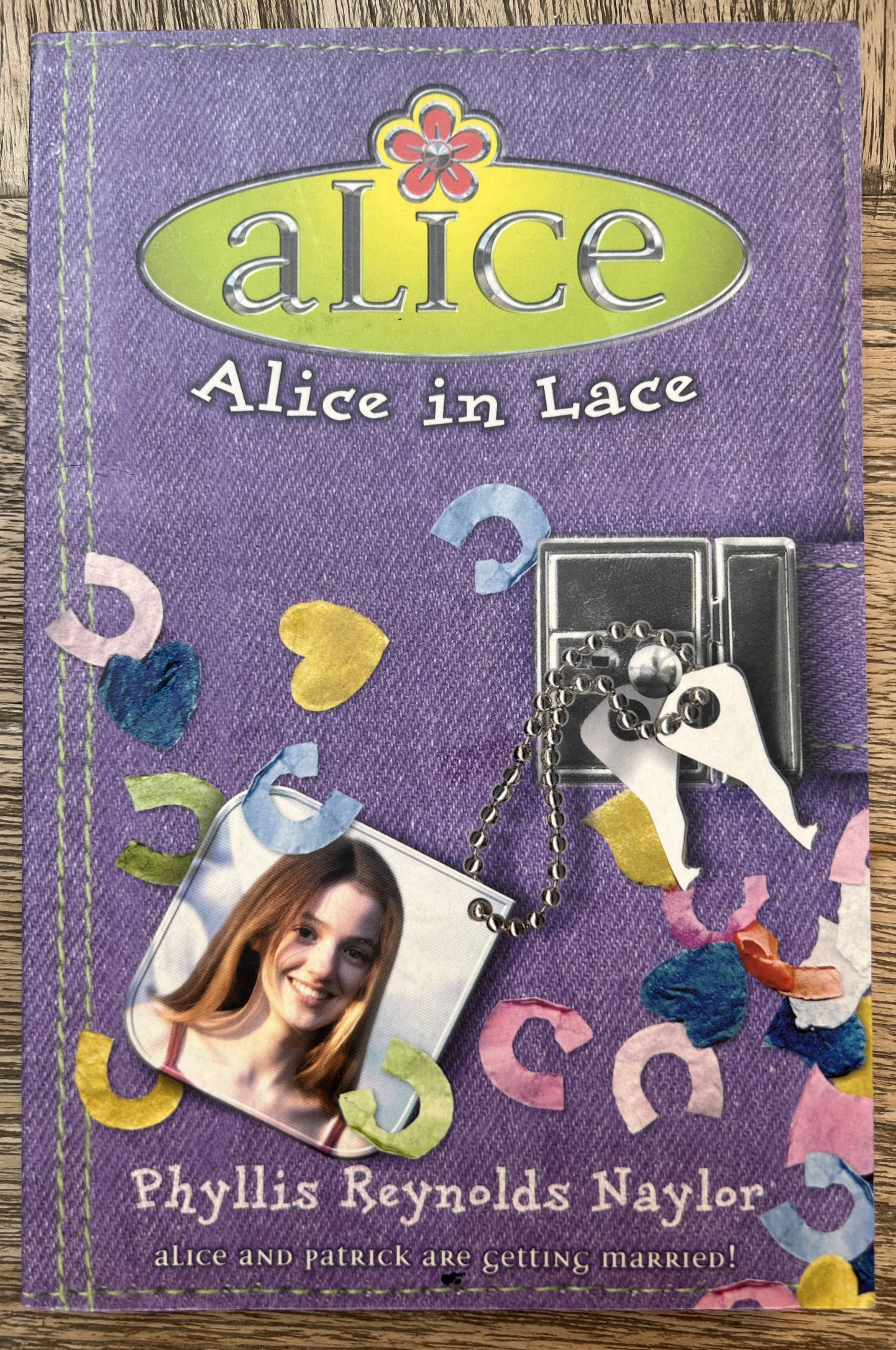 Alice in Lace - Phyllis Reynolds Naylor