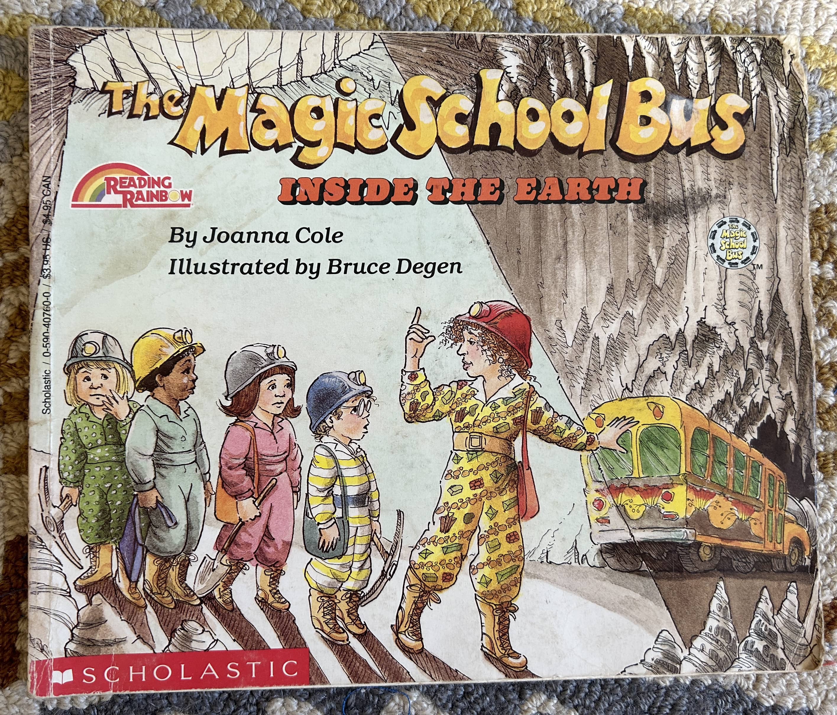The Magic School Bus - Inside the Earth