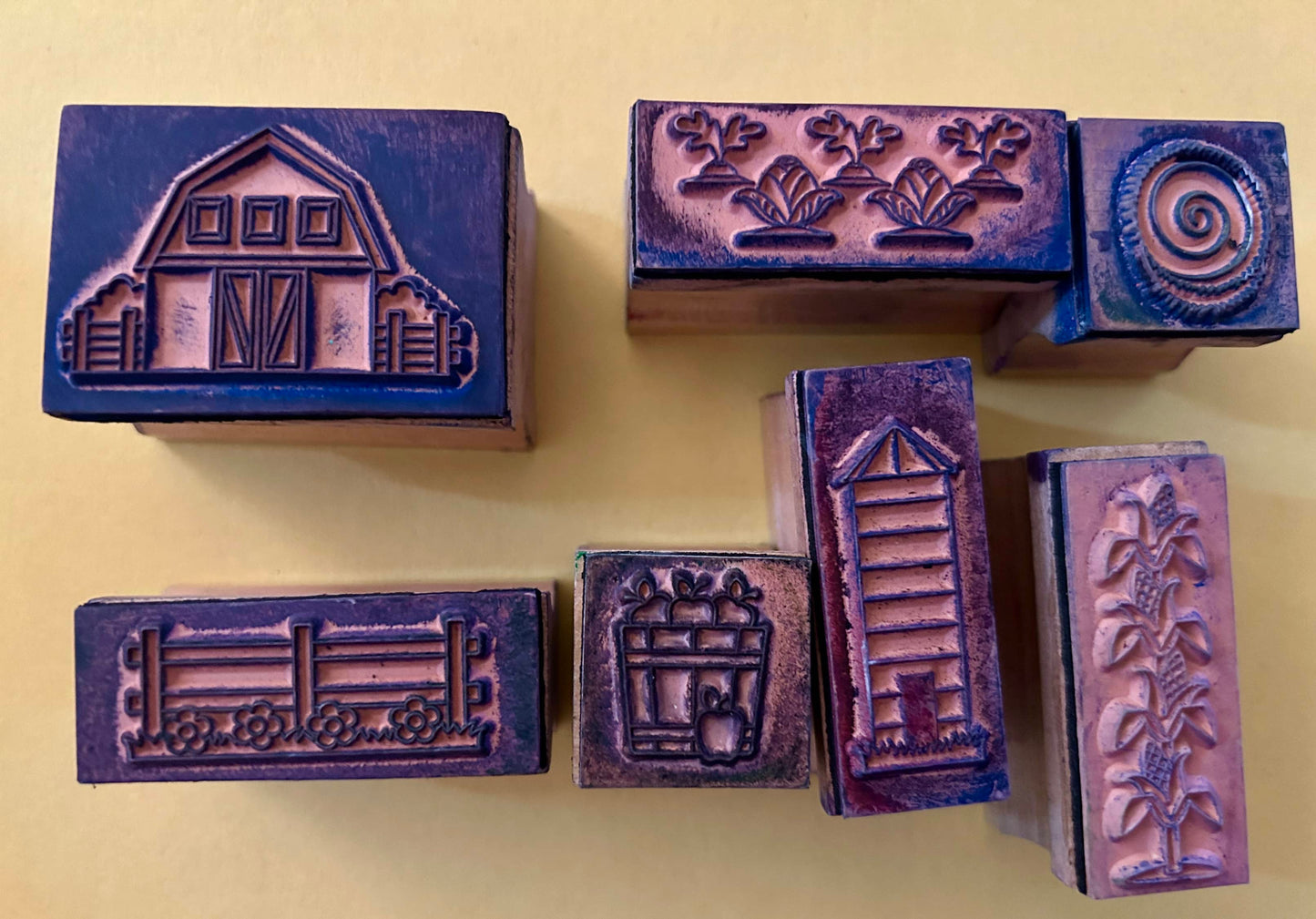 Farm Stamps - Melissa & Doug Wooden Stamps (Pre-Loved)