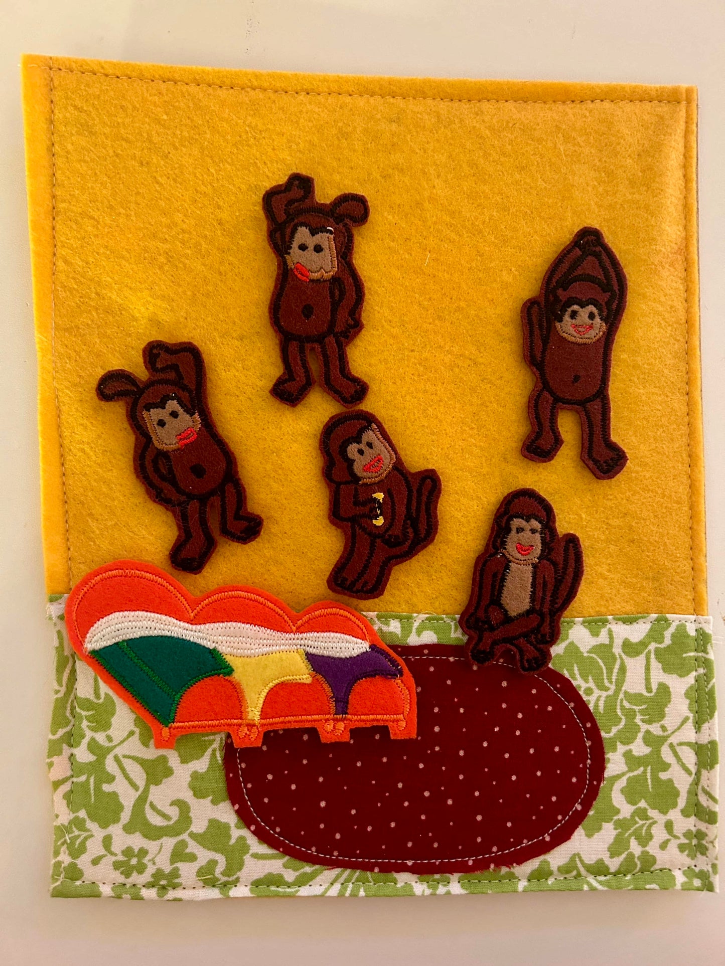 5 Little Monkeys Jumping on Bed - Velcro Flannel Board Set (Pre-Loved)