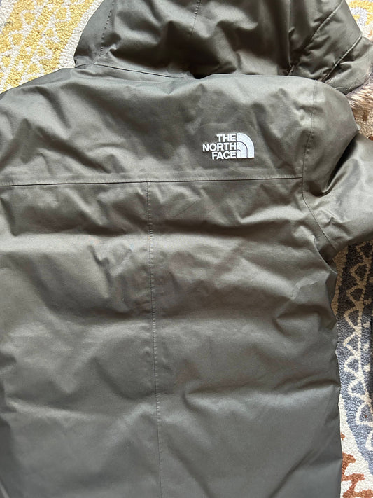 Green North Face Arctic Parka with Fur Lined Hood - 550 Dryvent (Pre-Loved) Size 10/12 Jacket