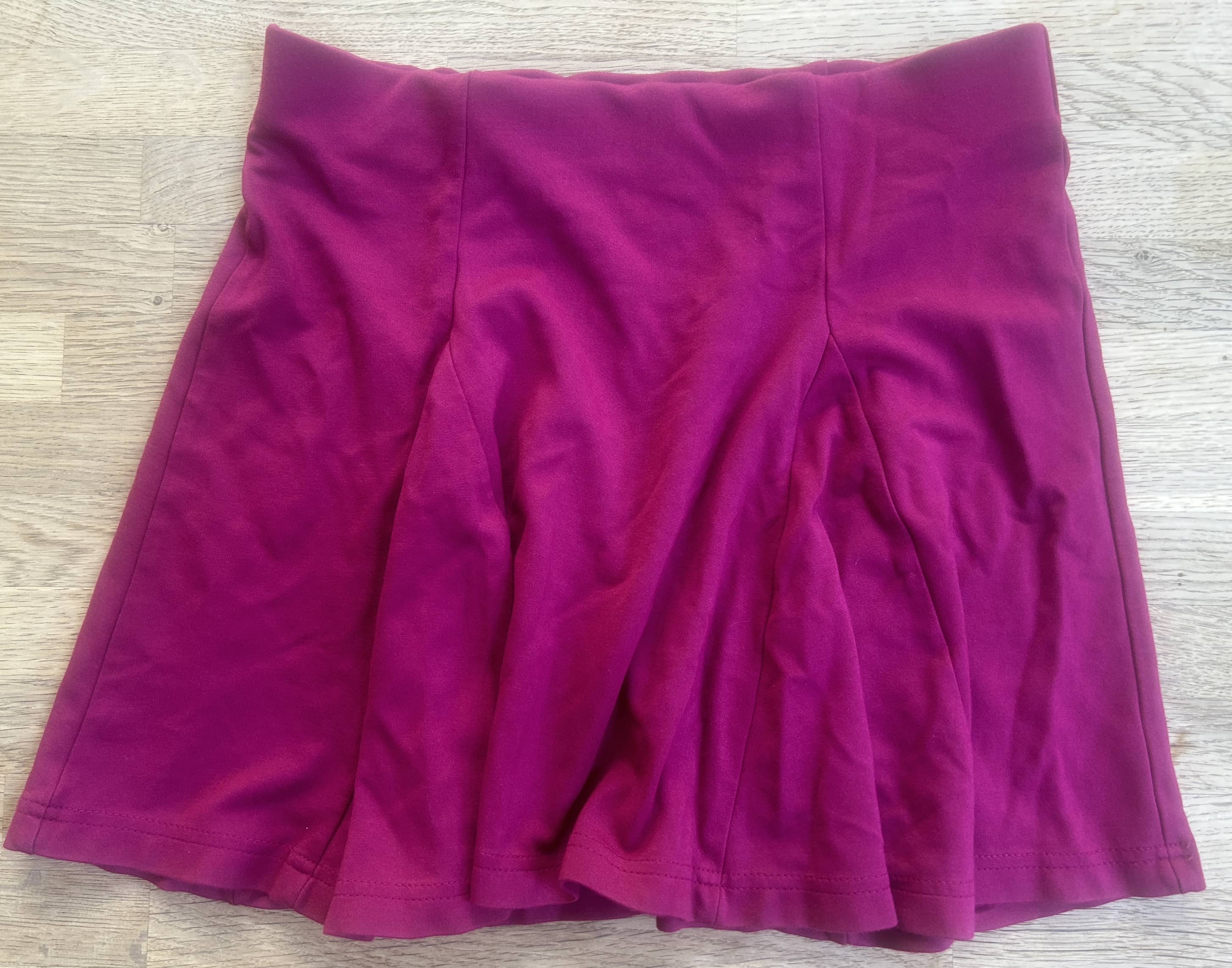 Magenta Knit Skater Skirt (Pre-Loved) Size XS Teen/Adult - Forever 21