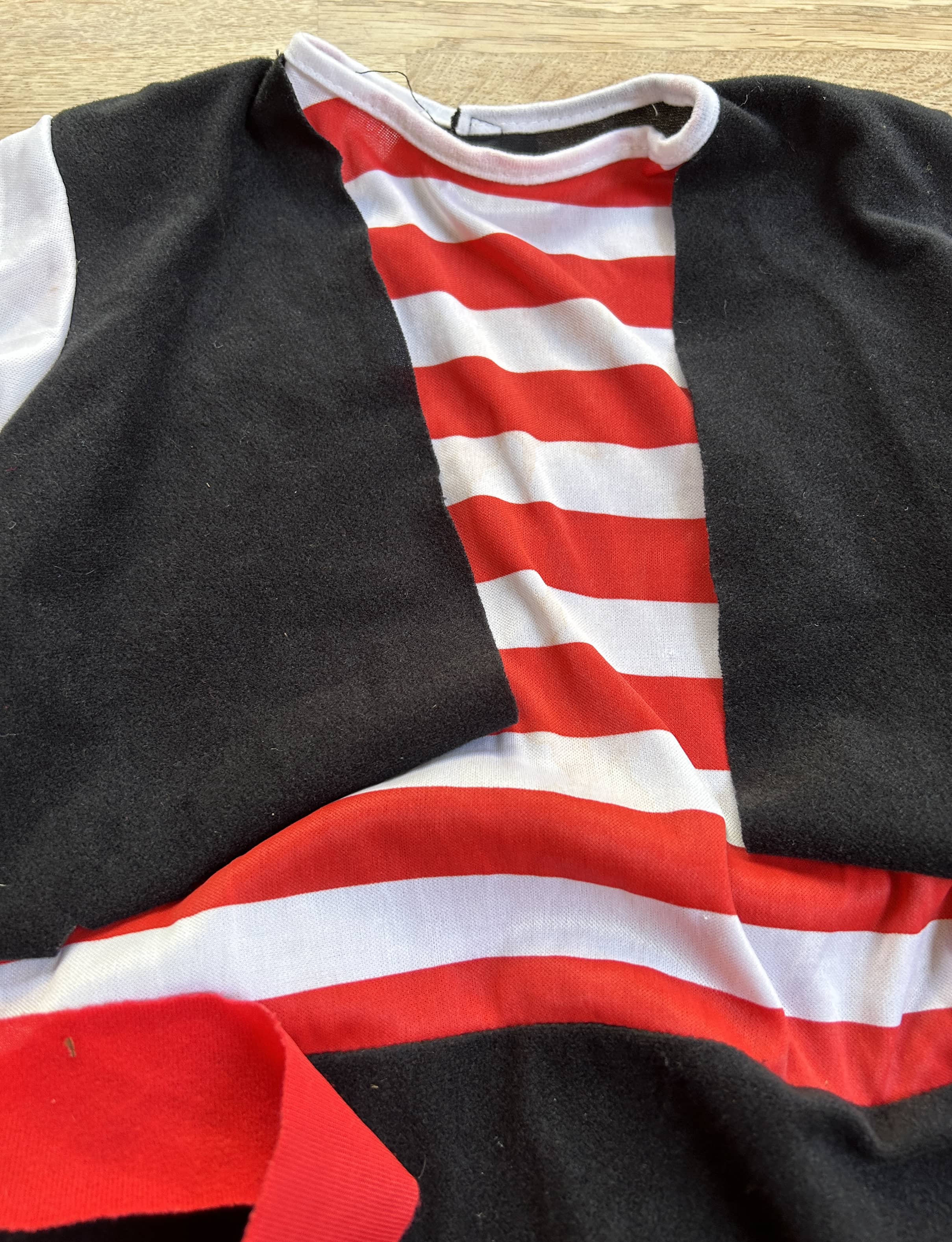 Pirate Costume (Pre-Loved) Size Small