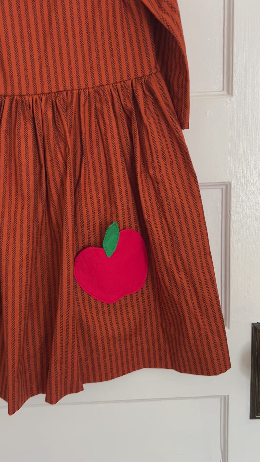 Girls' Vintage Style Apple Dress: Size 5/6 Fall Dress | 3/4 length sleeves