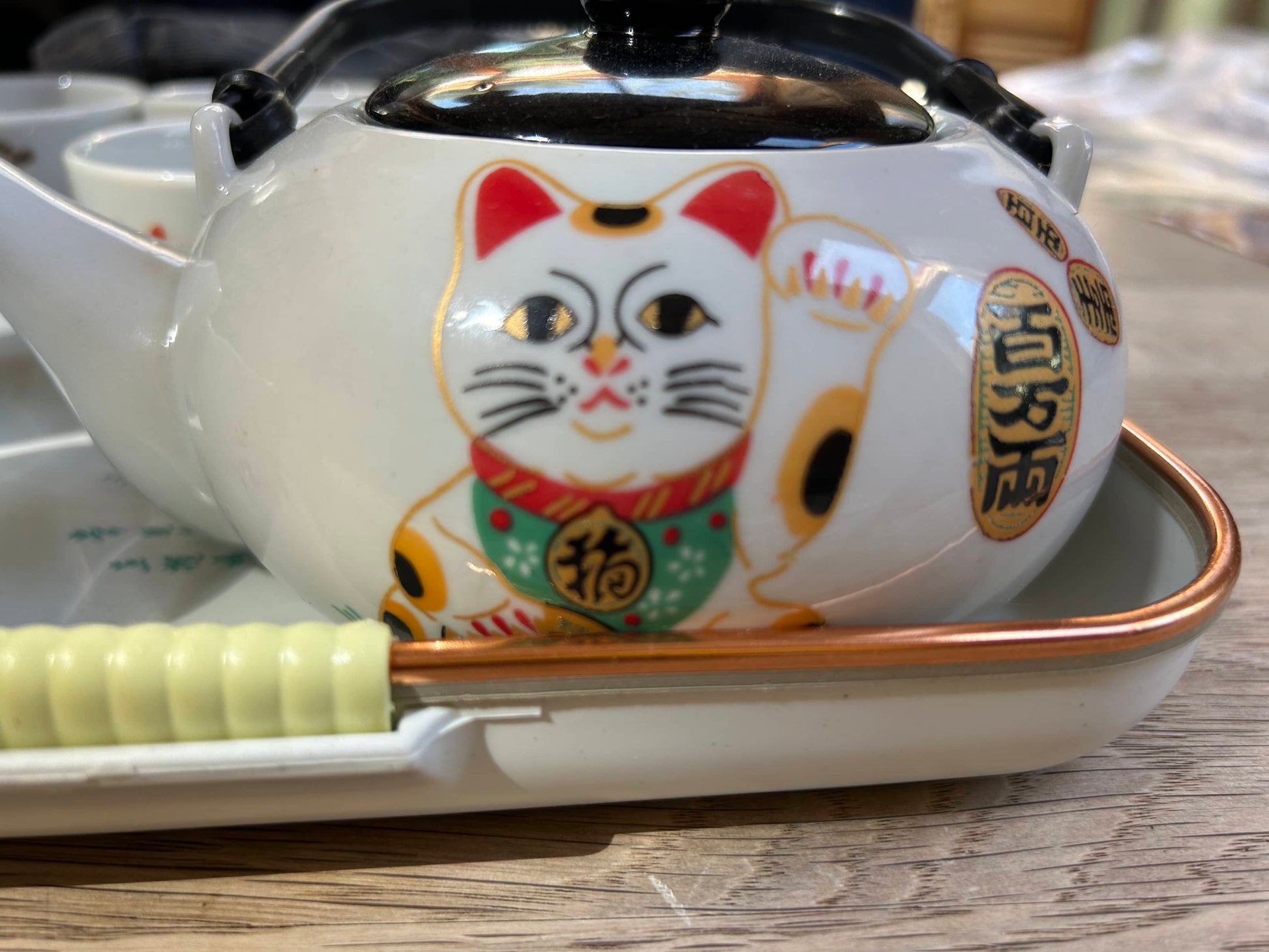 Lucky Cat Tea Set (Pre-Loved) – Wolf Bandit & the Pup Brigade