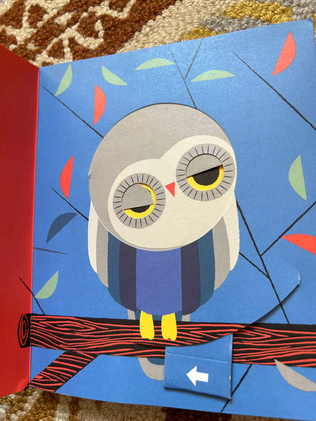 What's Up? - a Flip Flap Pop Up Book - Thames & Hudson - Olivia Cosneau, Bernard Duisit