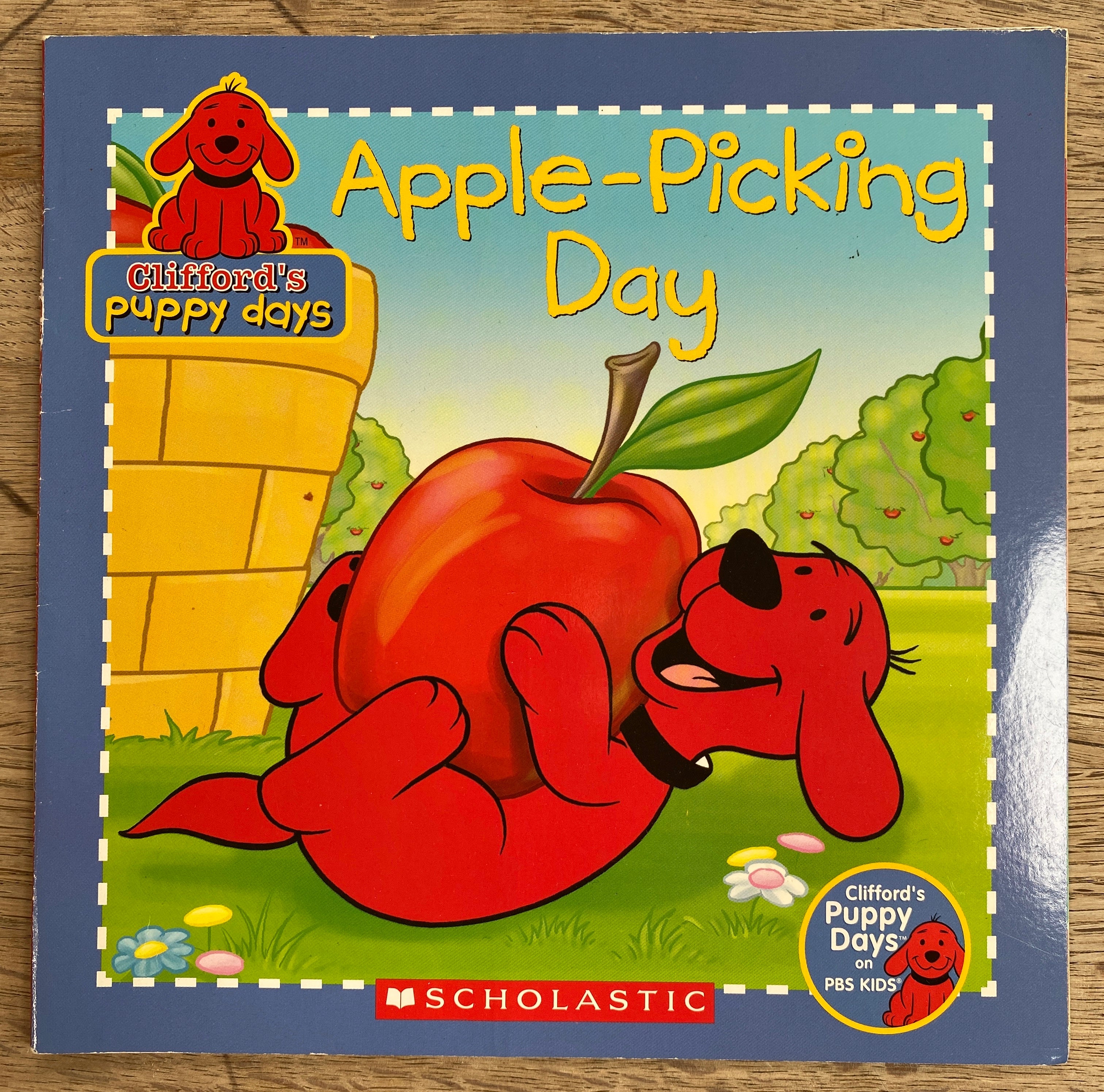 Clifford's Puppy Days - Apple-Picking Day