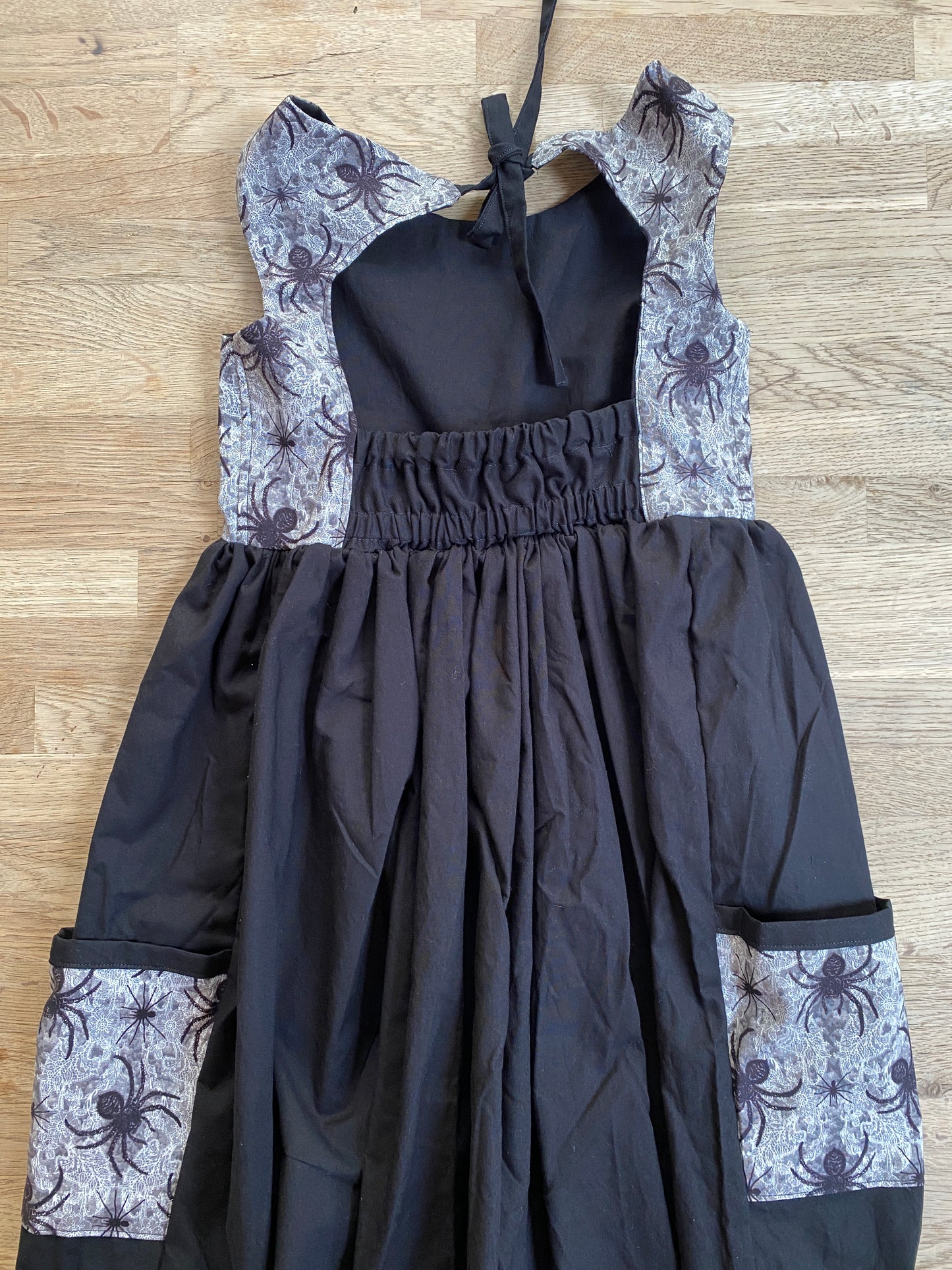 Black Spider Dress (SAMPLE) - Size 8