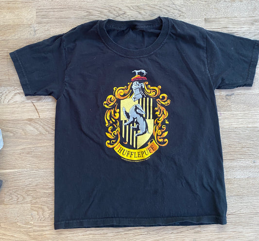 Hufflepuff - Harry Potter T-shirt - small (Pre-Loved)