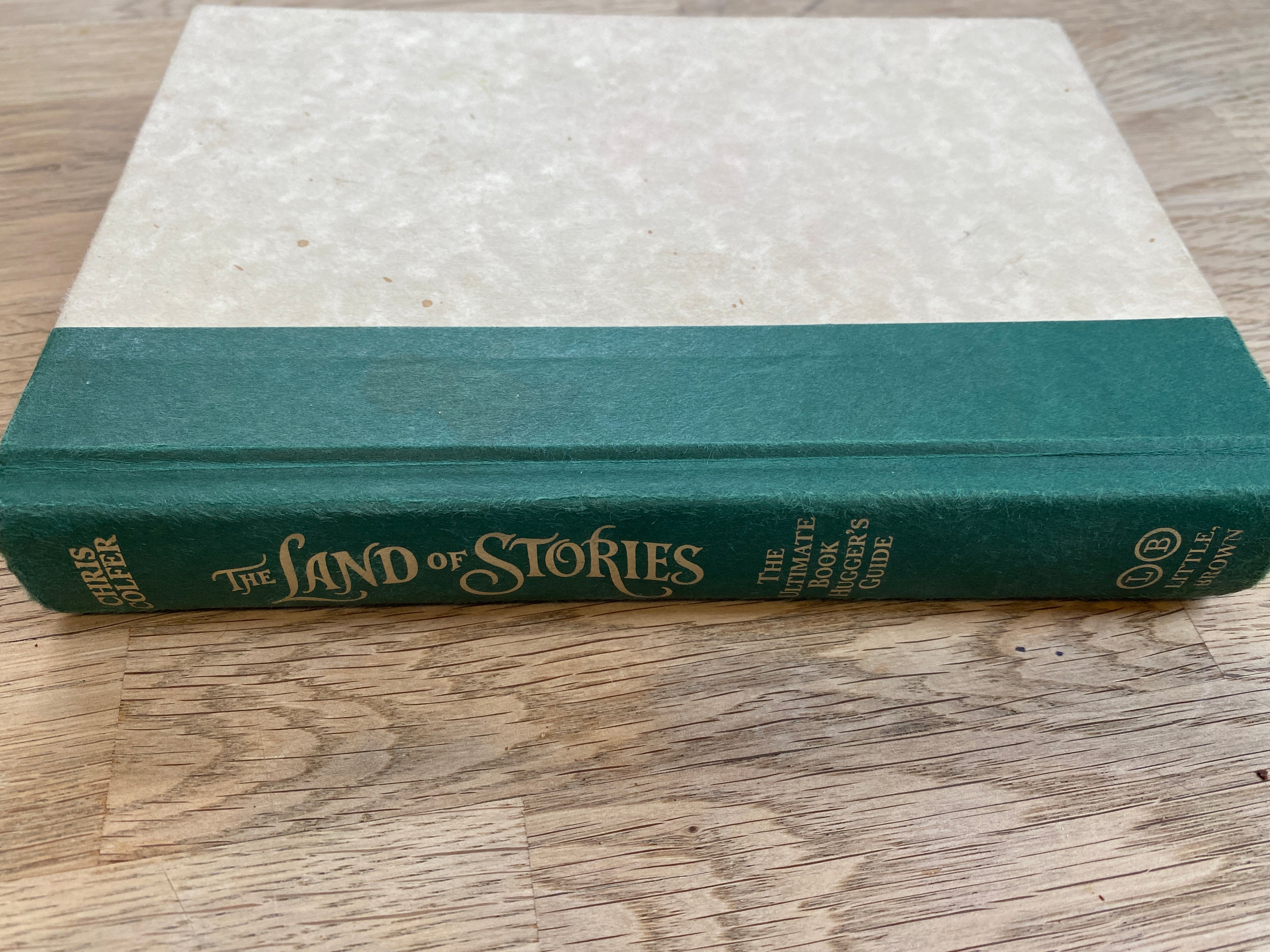 The Land of Stories - The Ultimate Book Hugger's Guide