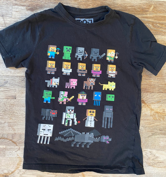 Minecraft T-shirt (Pre-Loved) Size 11/12