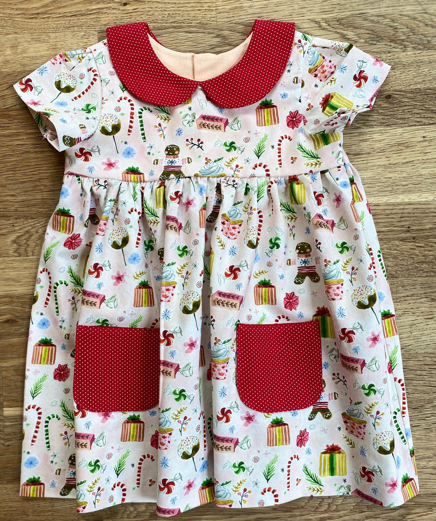 Pink Gingerbread Dress with Contrasting Red Peter Pan Collar and Matching Pockets (NEW) 2t