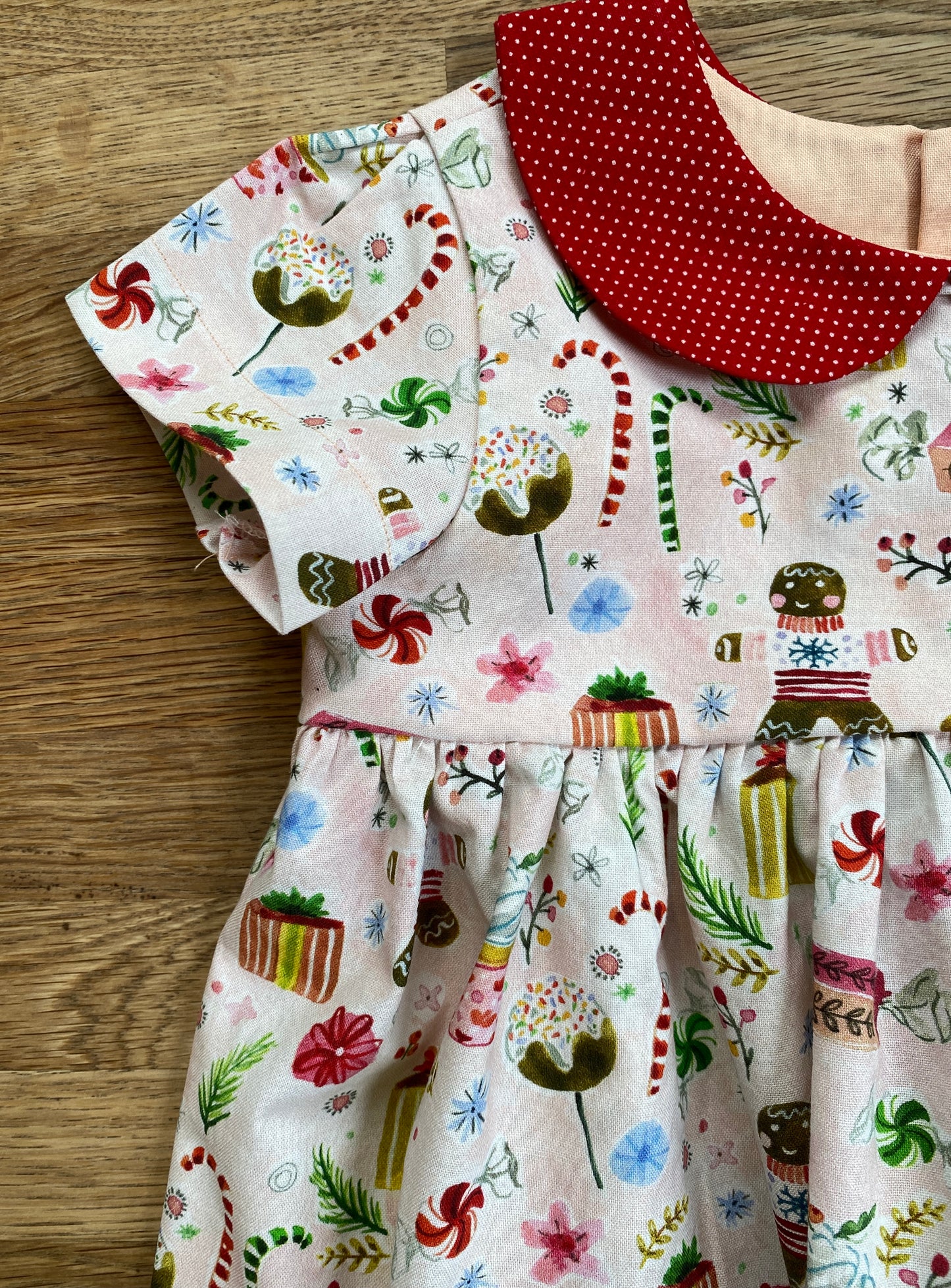 Pink Gingerbread Dress with Contrasting Red Peter Pan Collar and Matching Pockets (NEW) 2t