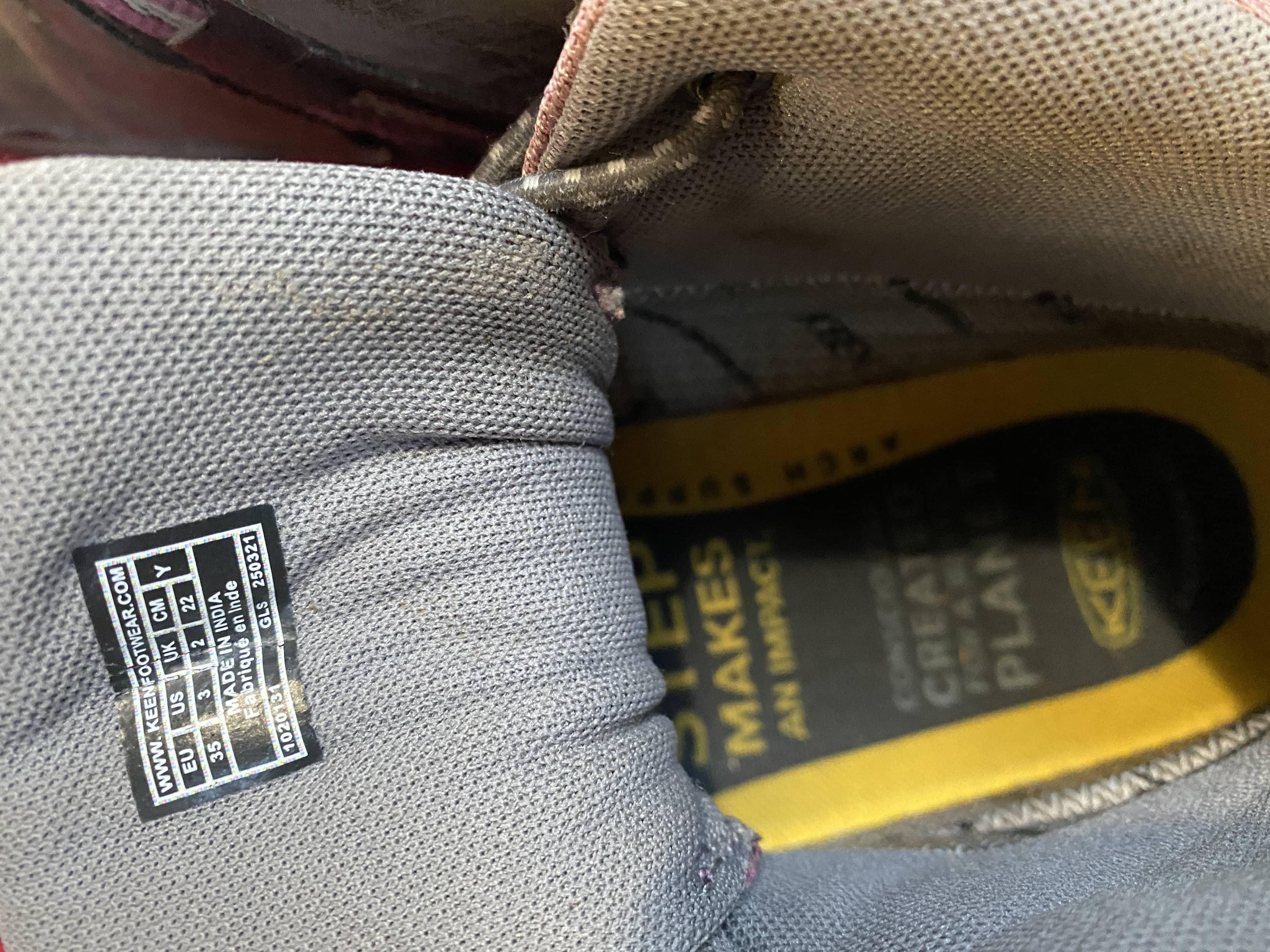 Hiking Boot Keen Boots (Pre-Loved) Size US 3