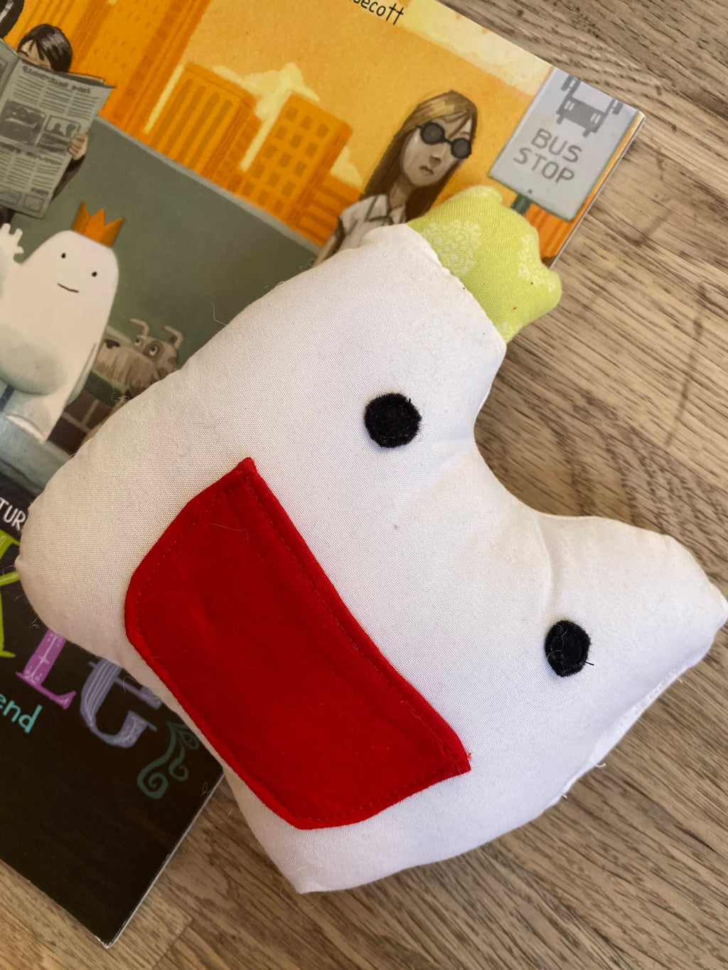 The Adventures of Beekle - The Unimaginary Friend + Stuffed animal