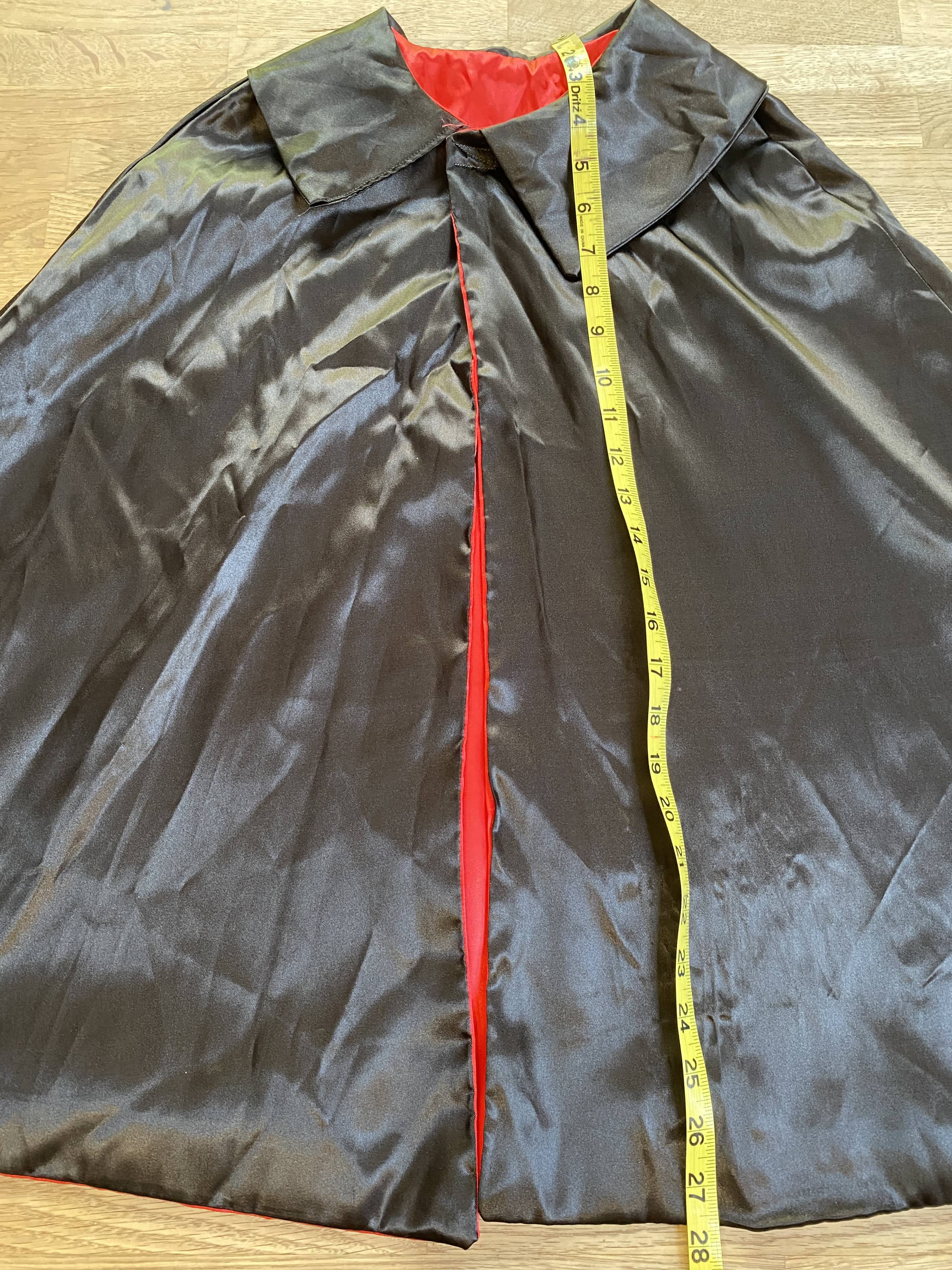 Black & Red Magician's Cape (Pre-Loved)