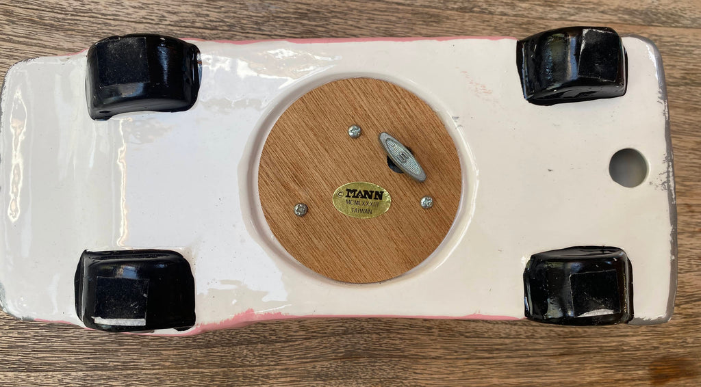 Kitty Cucumber Musical Collectible 1989 'Just Married' Pink Cadillac Convertible