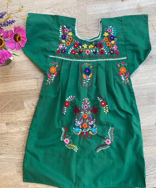 Green Floral Embroidered Mexican Puebla Dress (Pre-Loved) Size Small