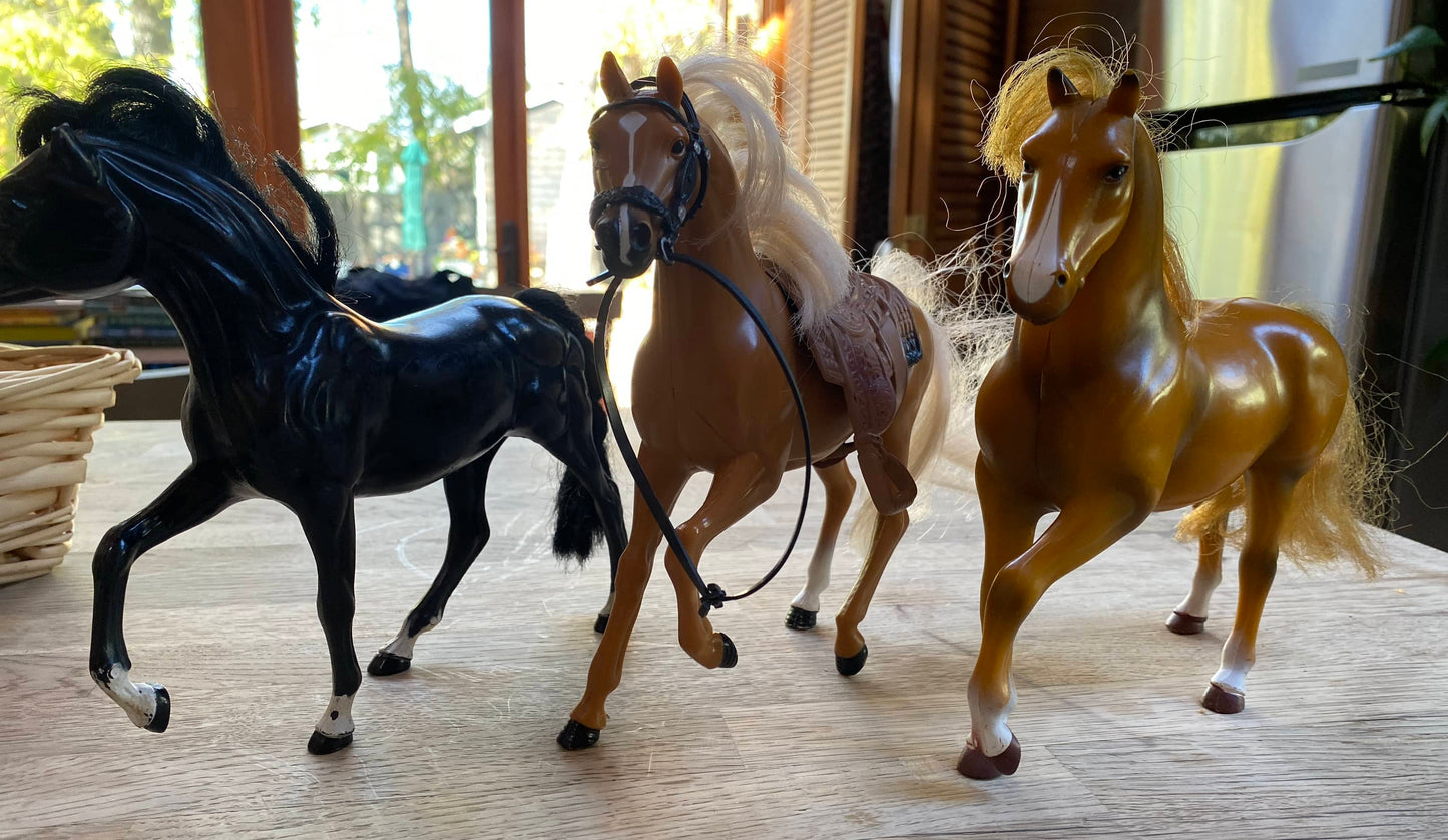 Horses Set (Pre-Loved) 3 included