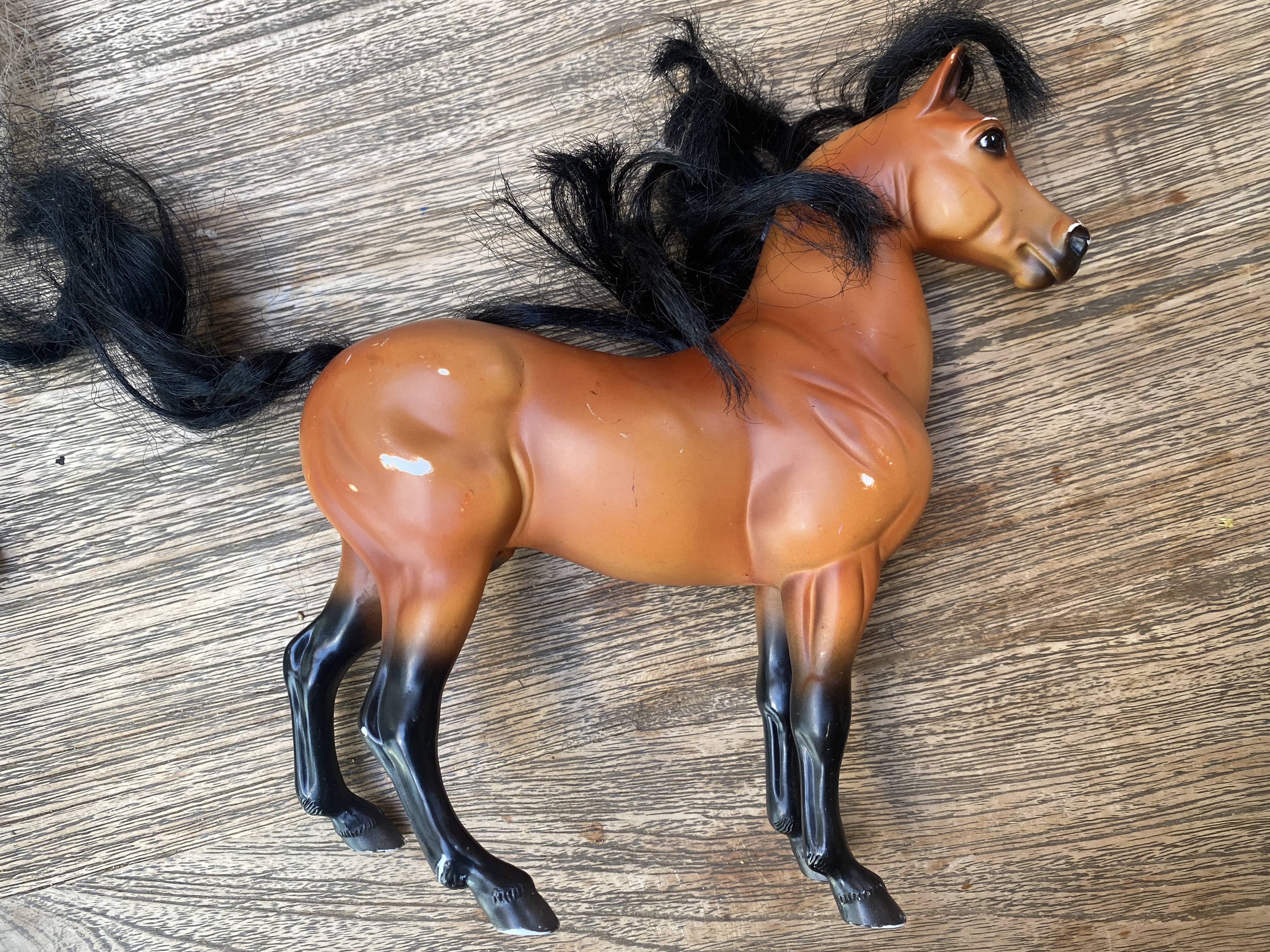 Herd of Horses - Horse Pack - 5 included + 3 saddles