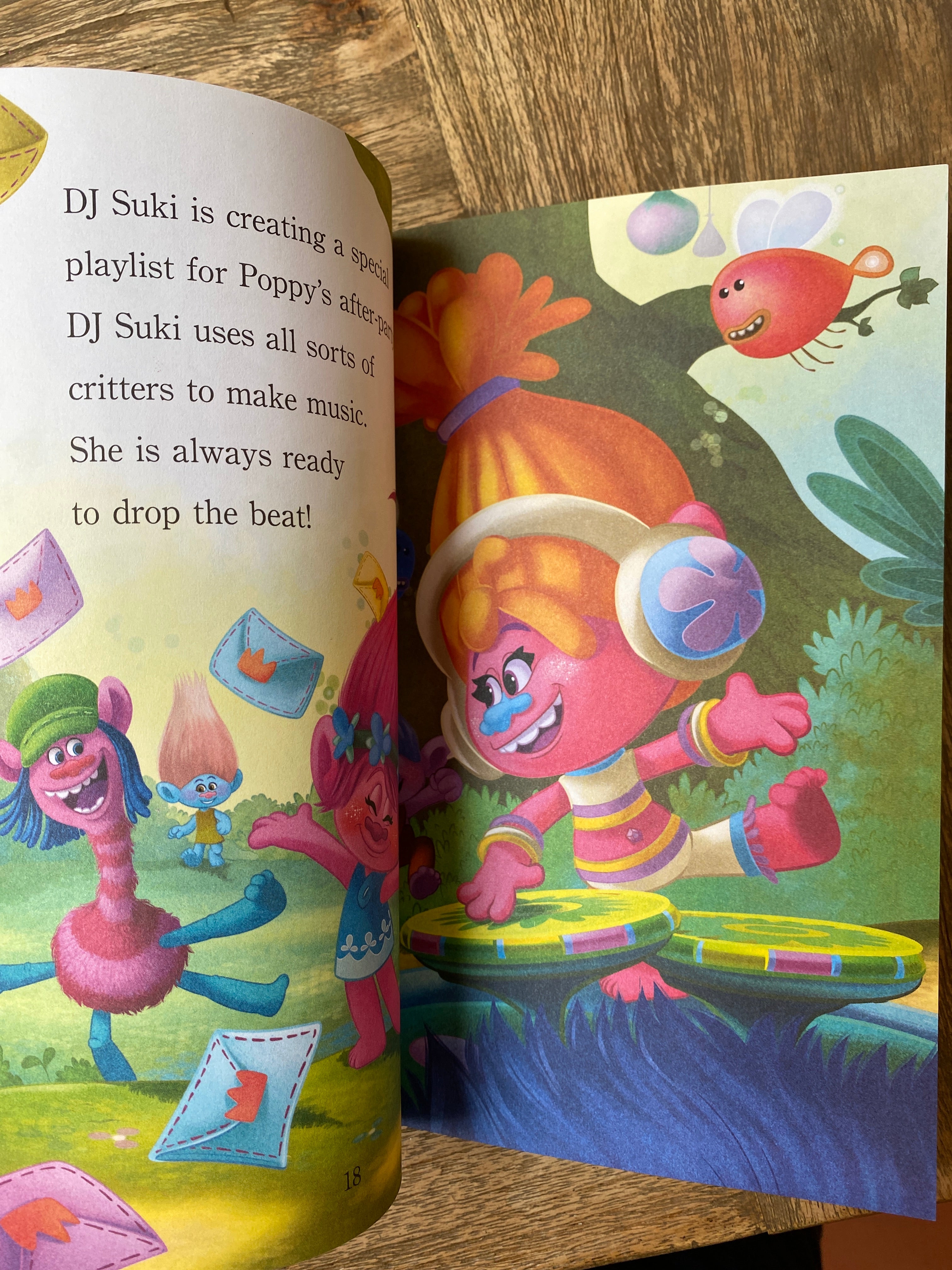 Step into Reading 3 - Trolls - Poppy's Party