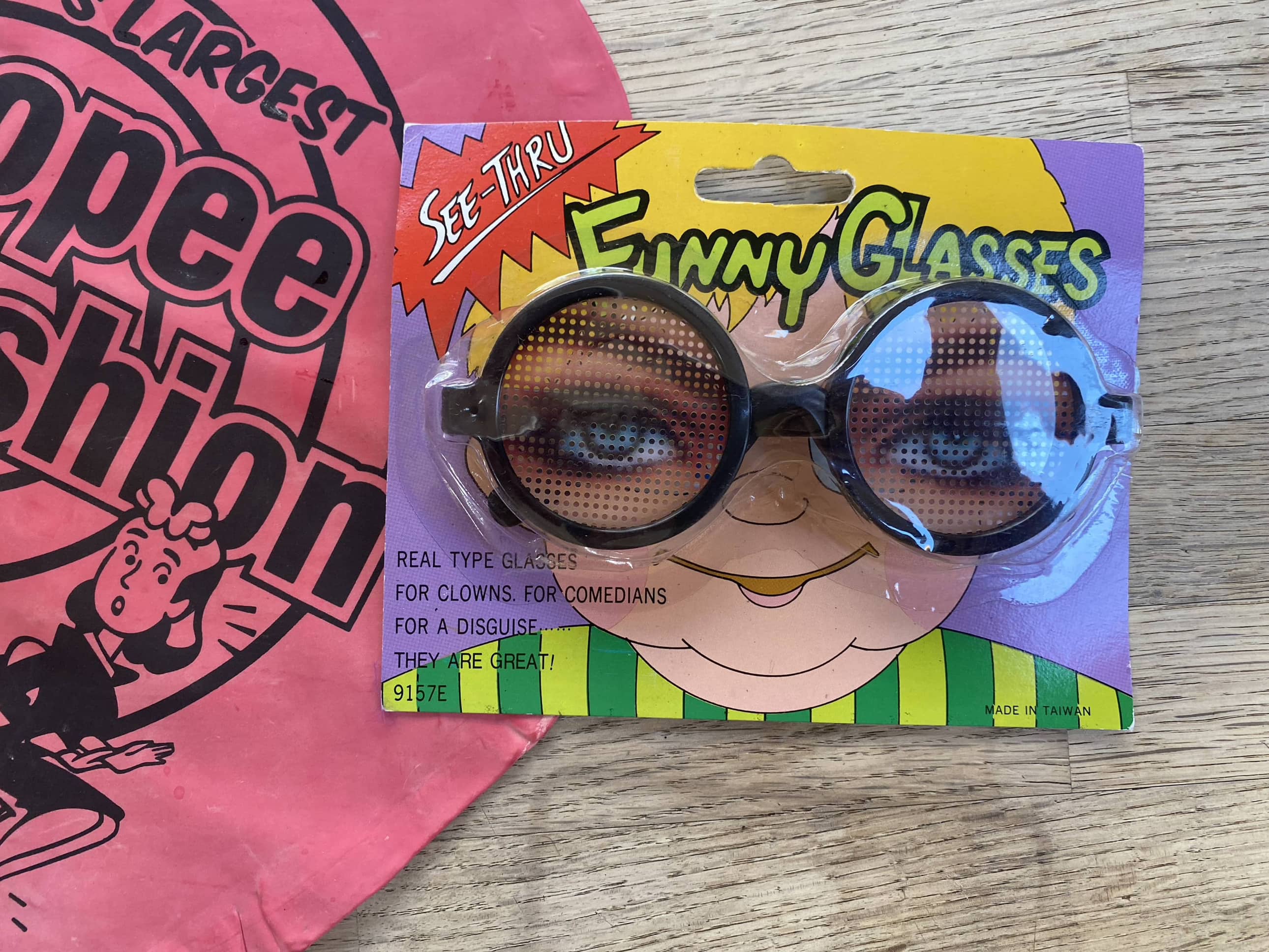 Jokes Kit - Whoopee Cushion + Silly Glasses (Pre-Loved)