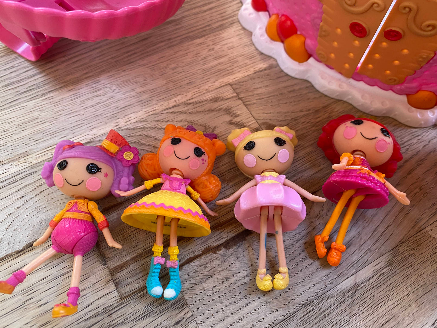 Mini Lalaloopsy Super Silly Party Cake Play Set