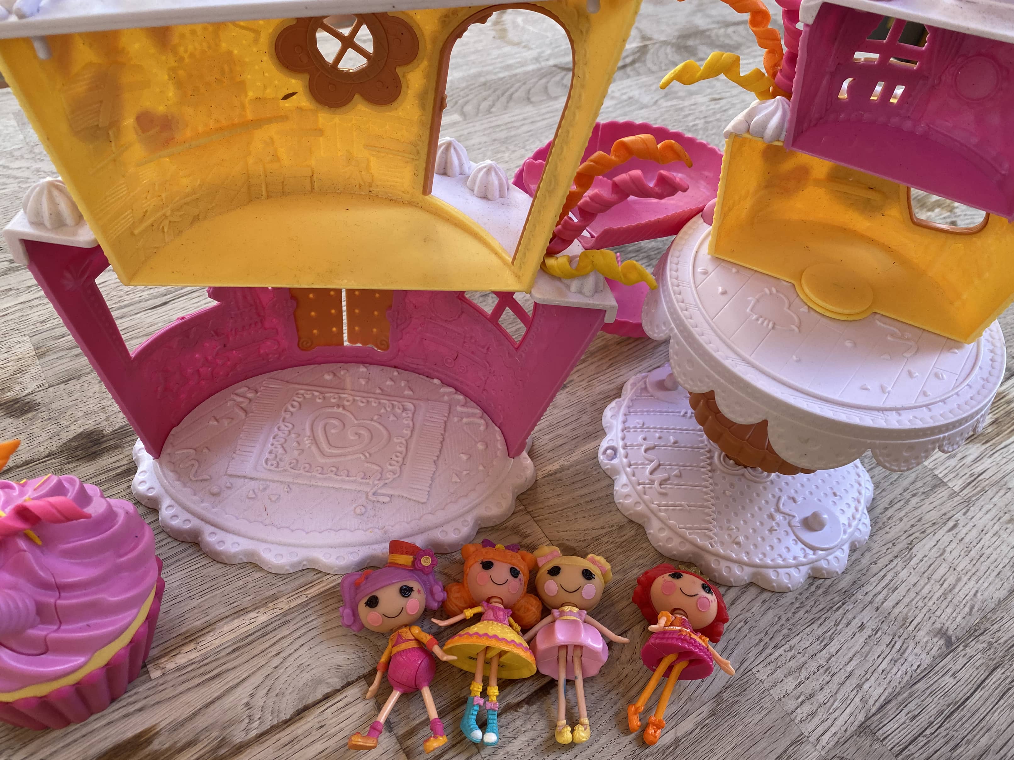 Mini Lalaloopsy Super Silly Party Cake Play Set