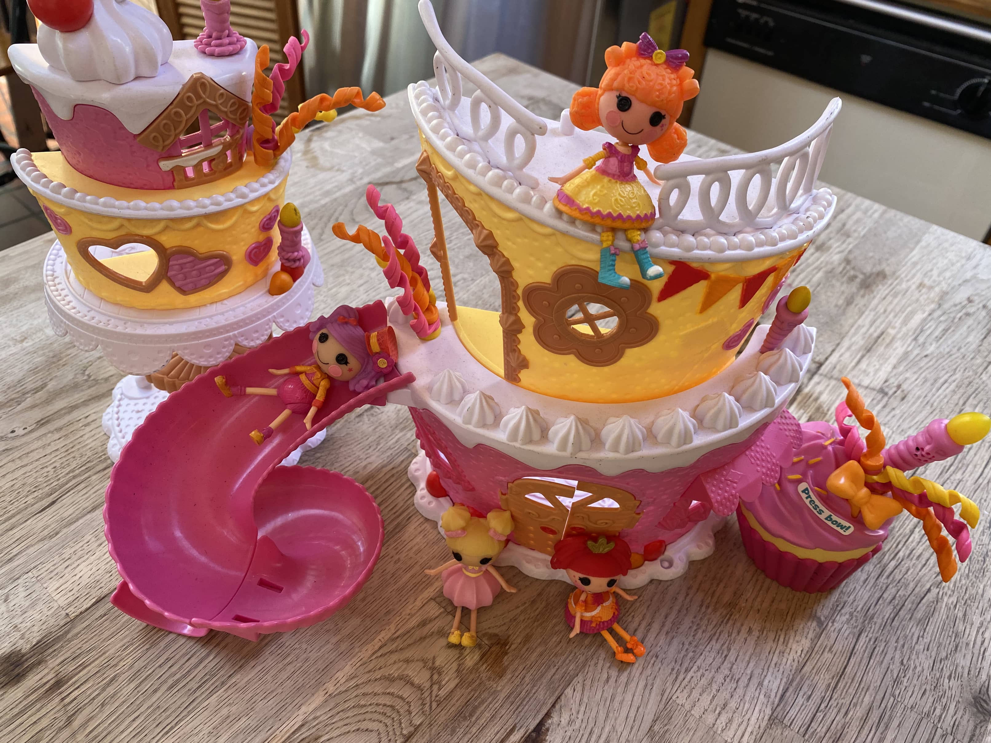 Mini Lalaloopsy Super Silly Party Cake Play Set