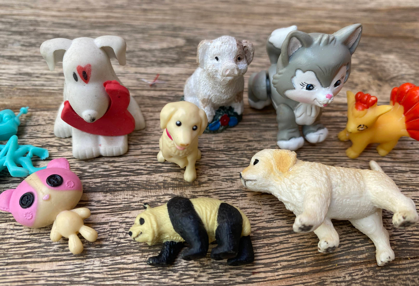 Little Friends Pack - 9 figures included (Pre-Loved)