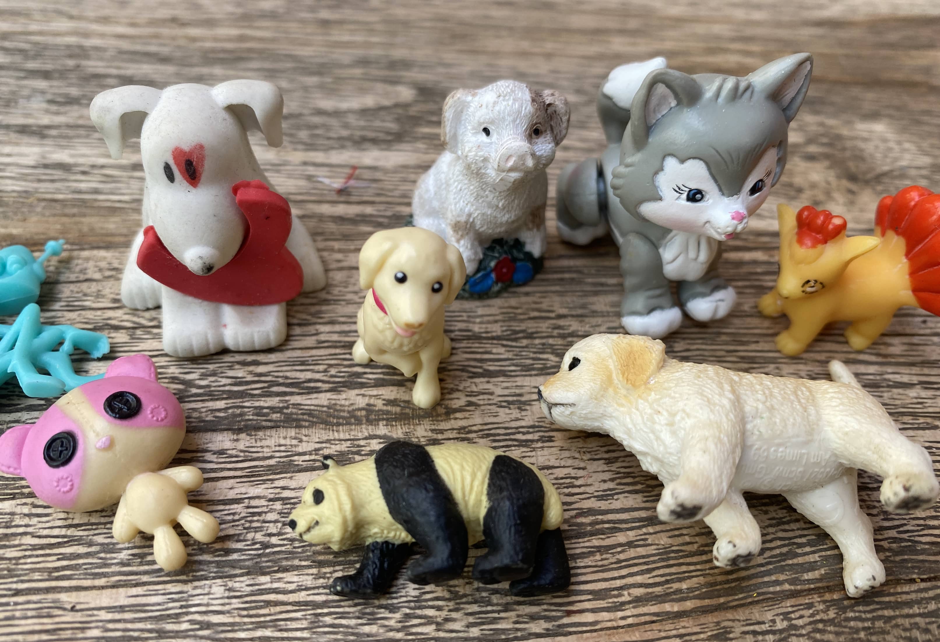 Little Friends Pack - 9 figures included (Pre-Loved)