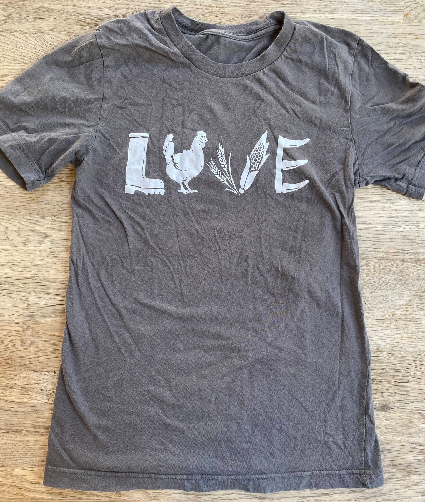 Gray LOVE T-shirt (Pre-Loved) Size 10/12