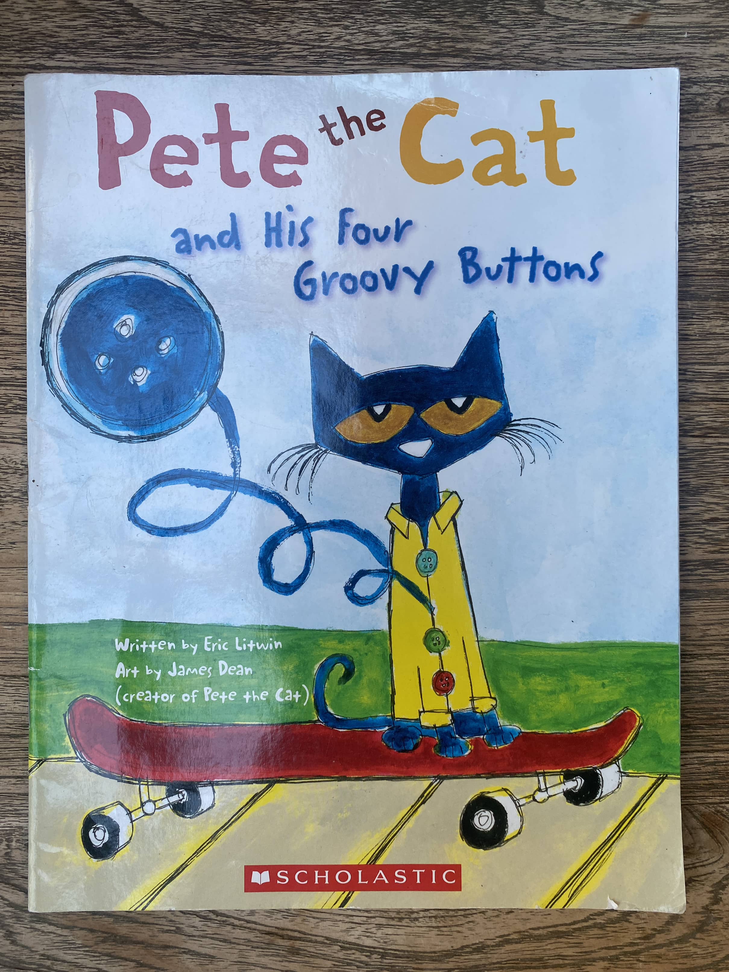 Pete the Cat and His Four Groovy Buttons