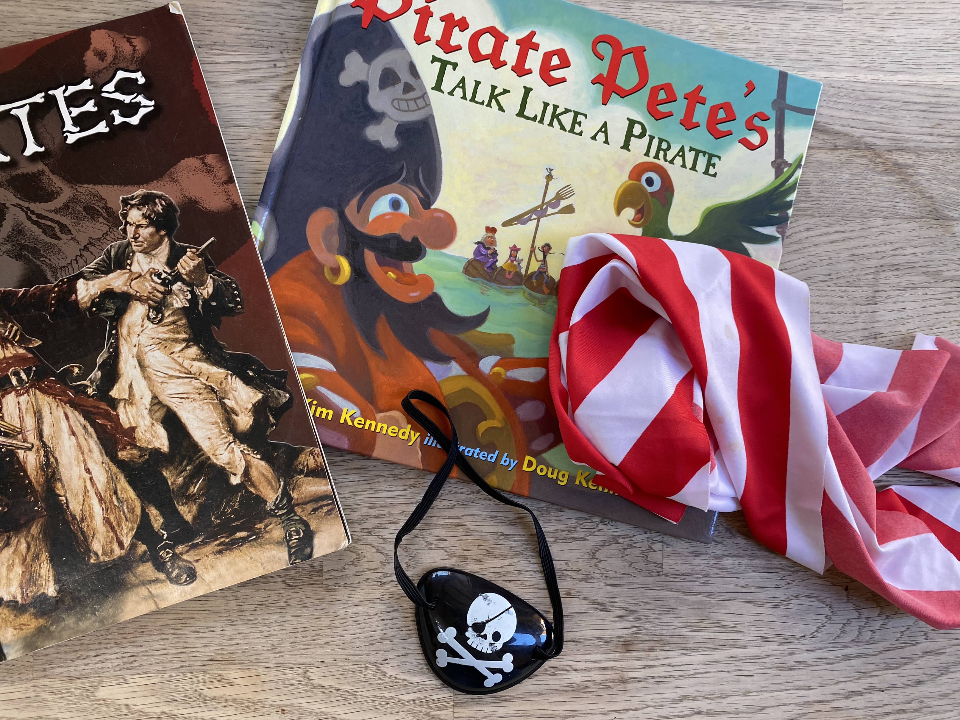Pirates Pack - 2 books included