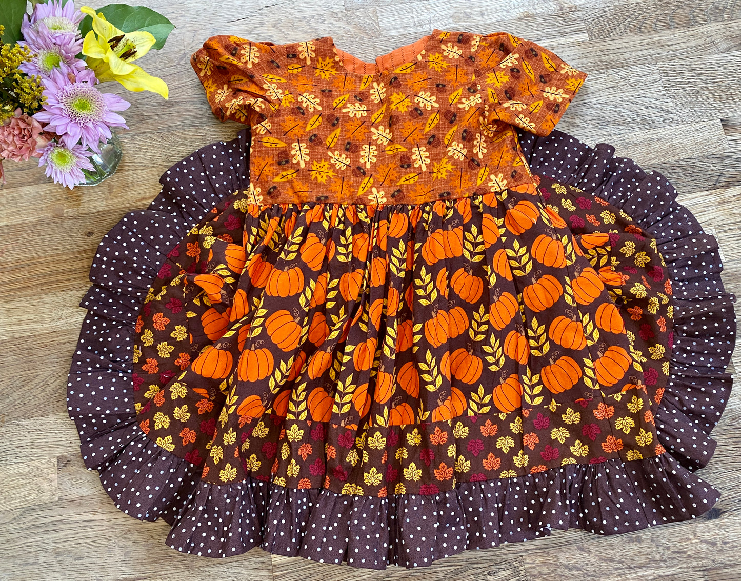 4t - Twirly Pumpkins Dress - NEW (READY TO SHIP)