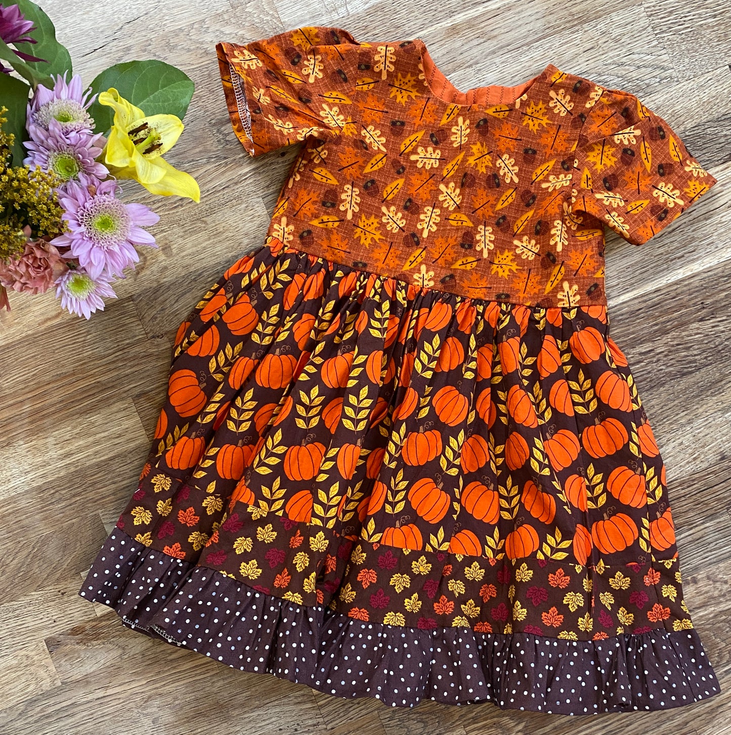 4t - Twirly Pumpkins Dress - NEW (READY TO SHIP)