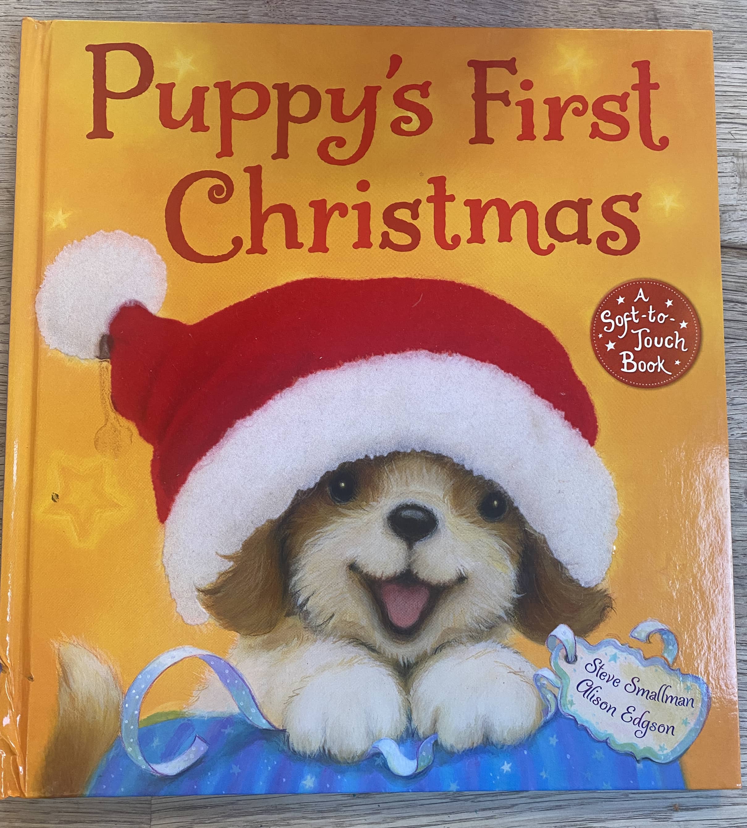 A Puppy's First Christmas