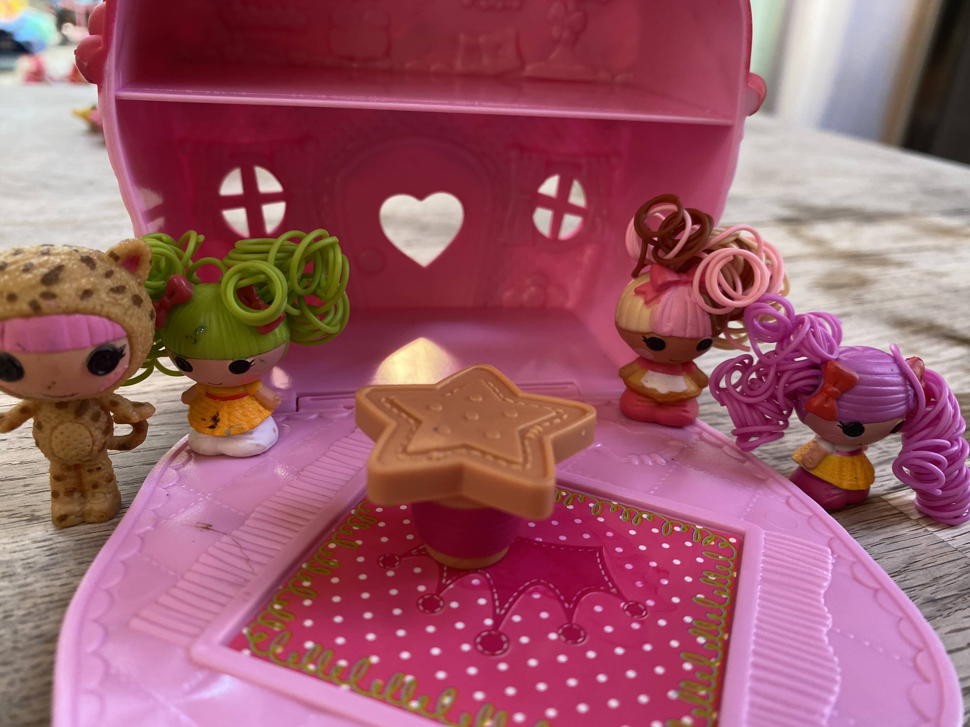 Lalaloopsy Mini Dolls and Purse