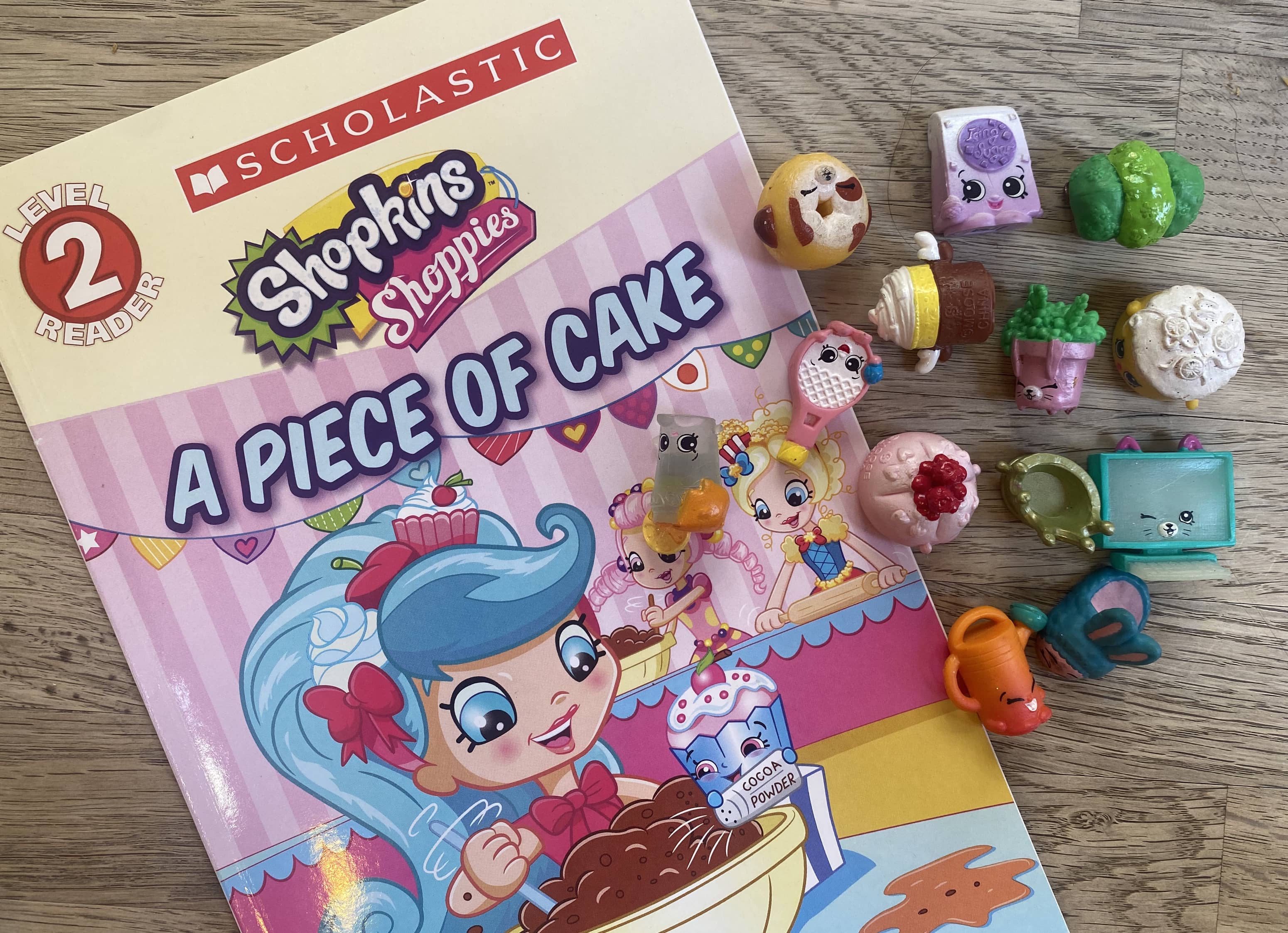 Shopkins - Shoppies A Piece of Cake - Level 2 Reader - PLUS Shopkins