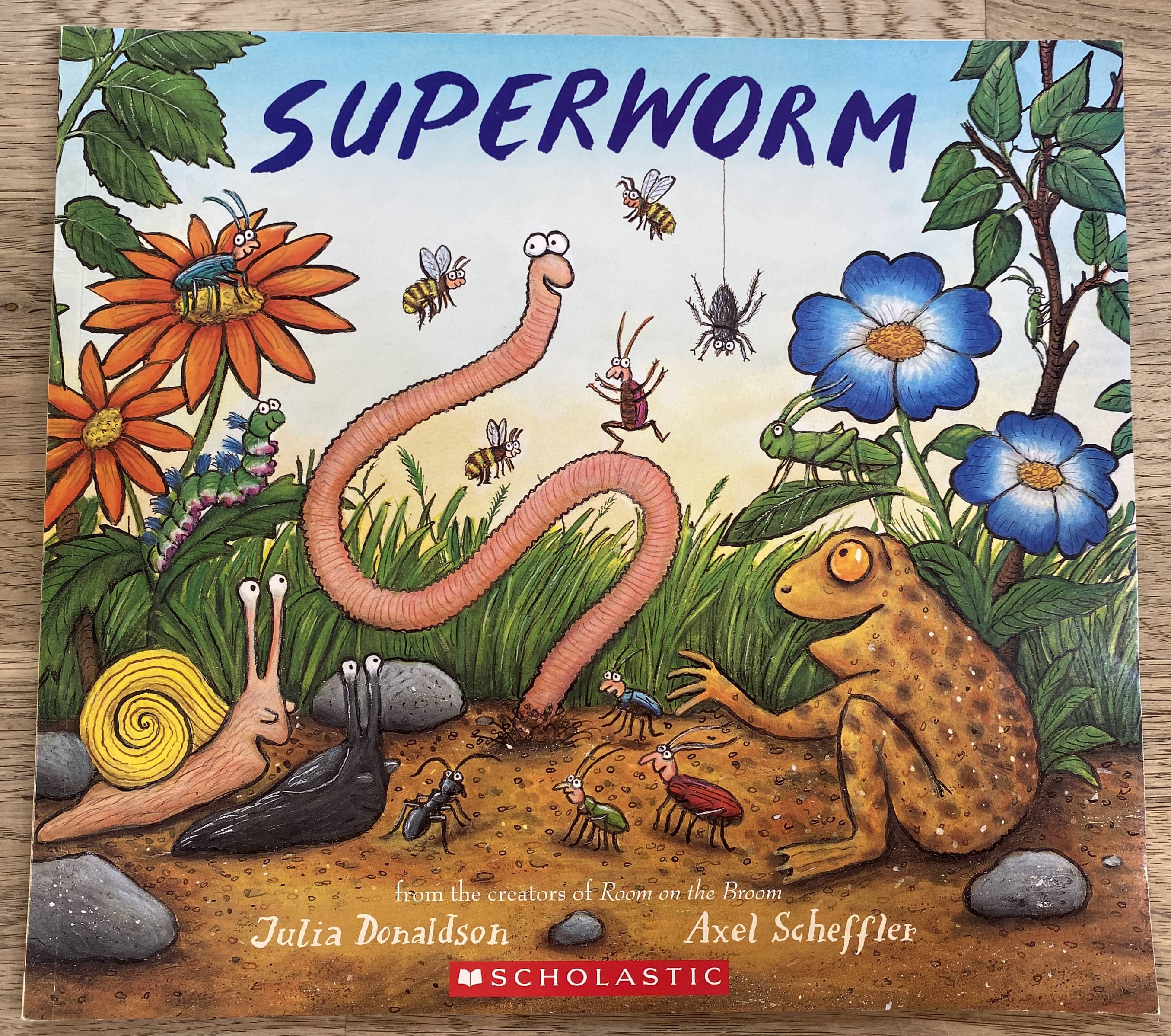 Superworm - Julia Donaldson, Axel Scheffler