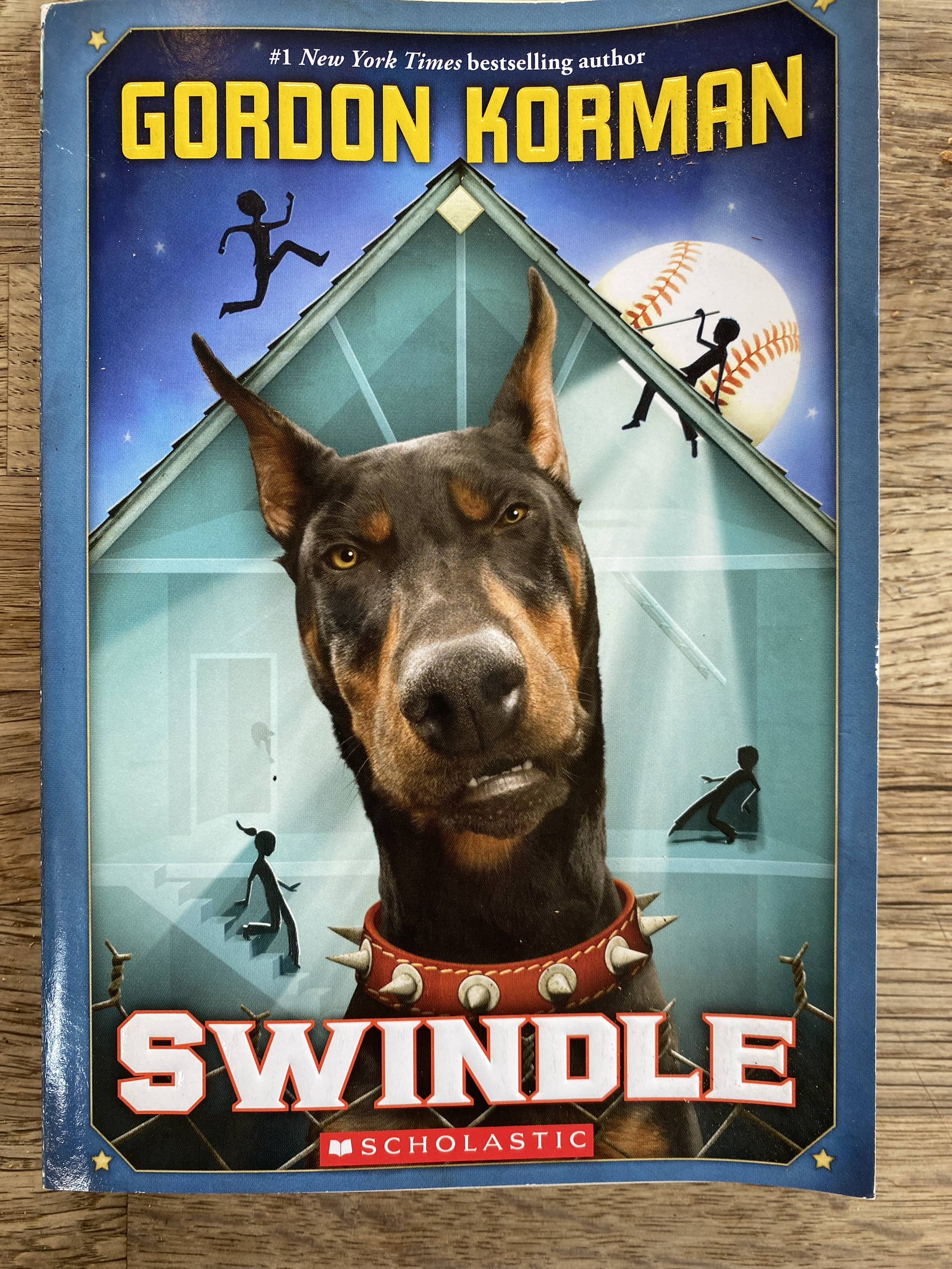 Swindle - Gordon Korman