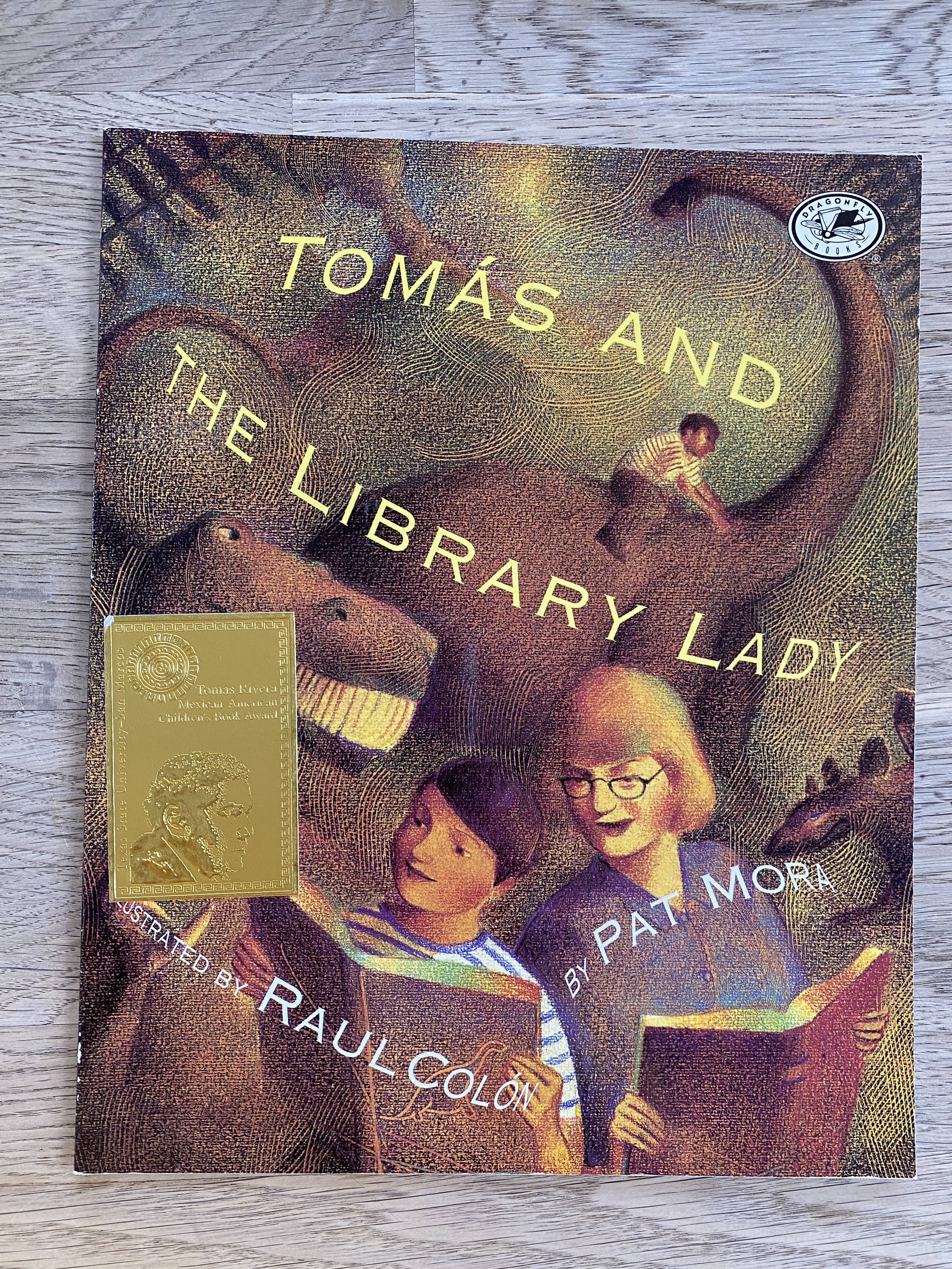 Tomas and th Library Lady - Pat Mora, ilust. by Paul Colon